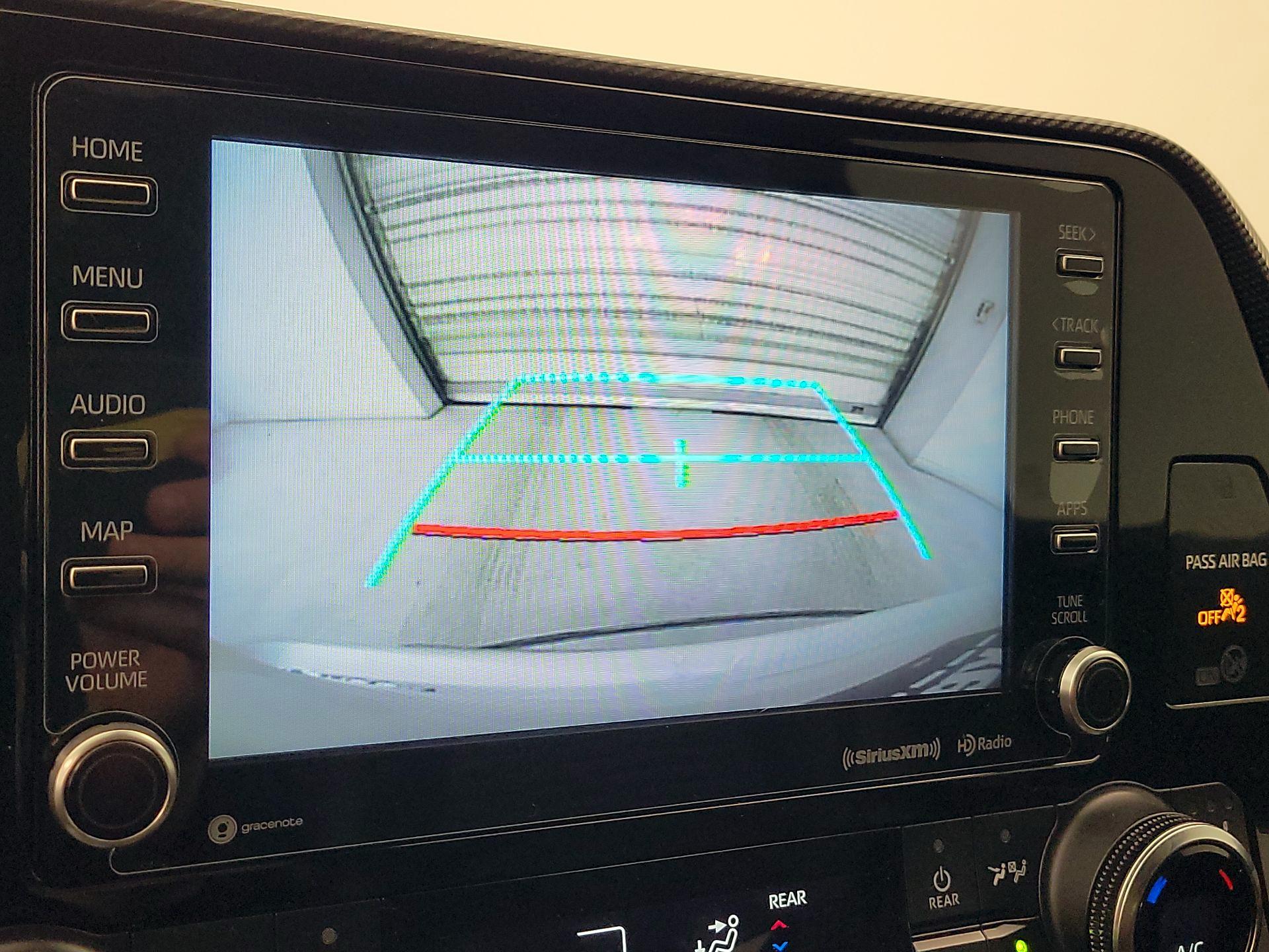 Thumbnail: 2021 Toyota Highlander - 14