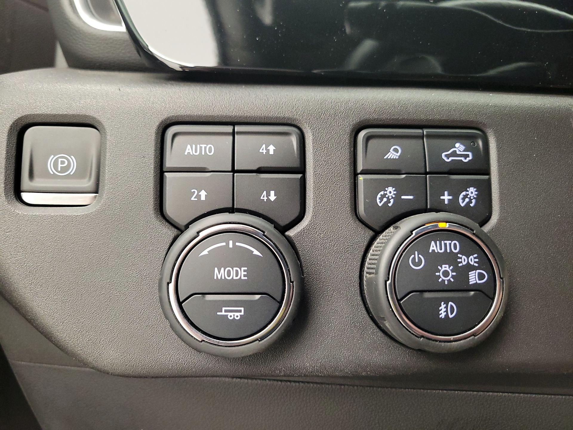 Thumbnail: 2024 Chevrolet Silverado 1500 - 13