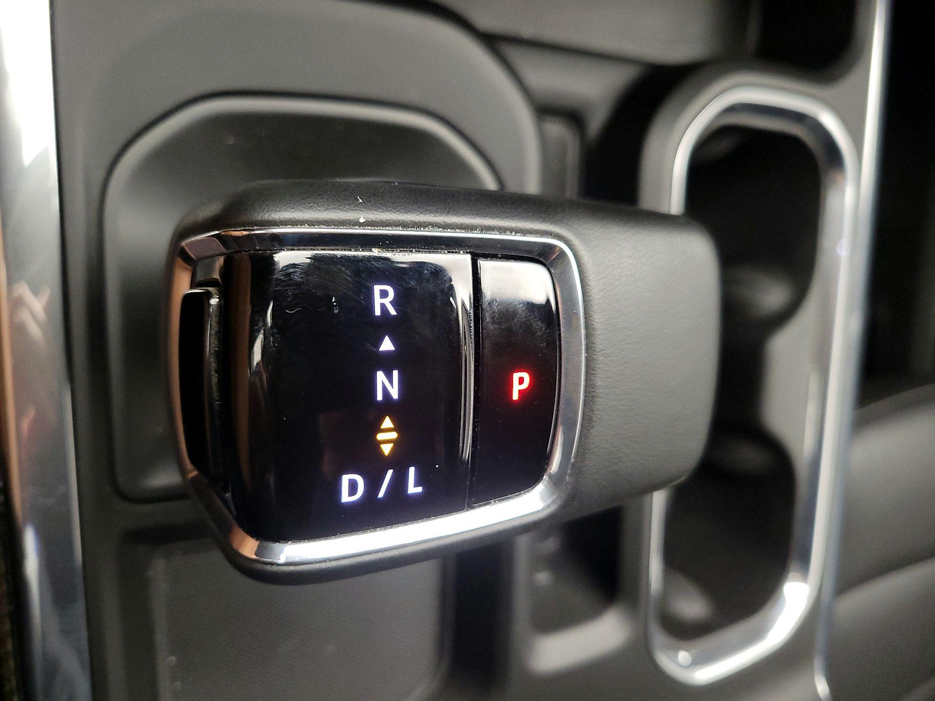 Thumbnail: 2024 Chevrolet Silverado 1500 - 18