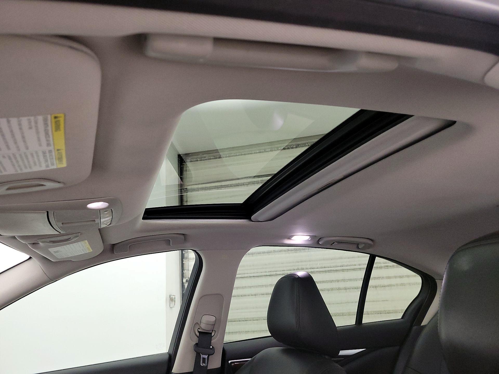 Thumbnail: 2018 INFINITI Q50 - 19