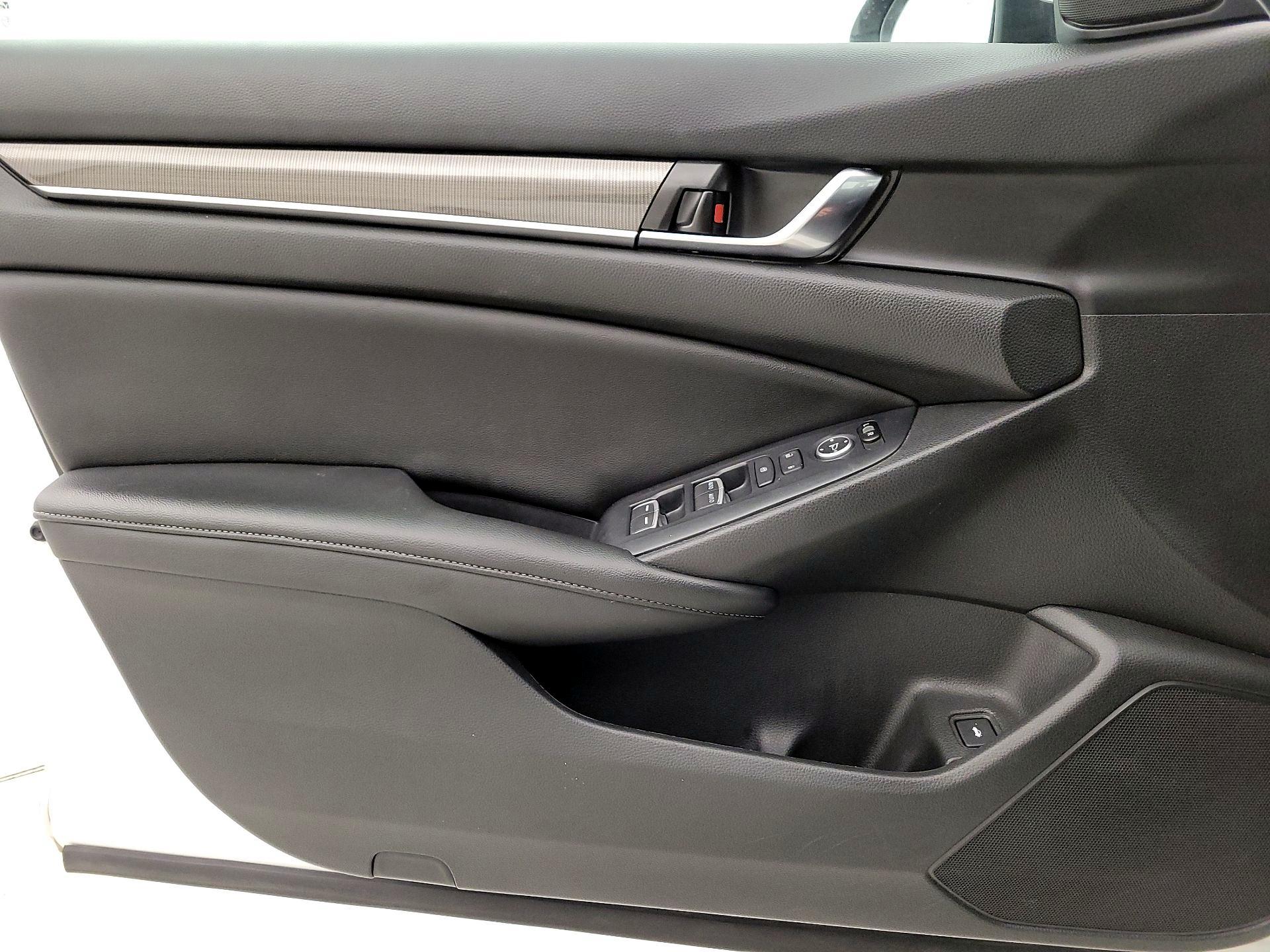 Thumbnail: 2020 Honda Accord - 12