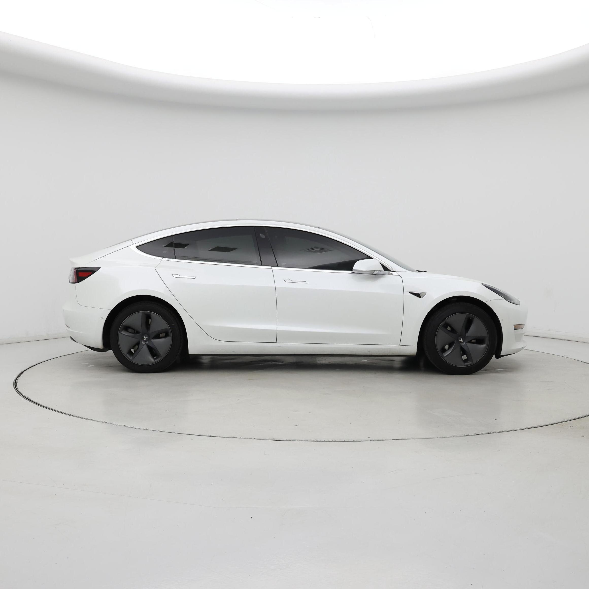 Thumbnail: 2019 Tesla Model 3 - 7