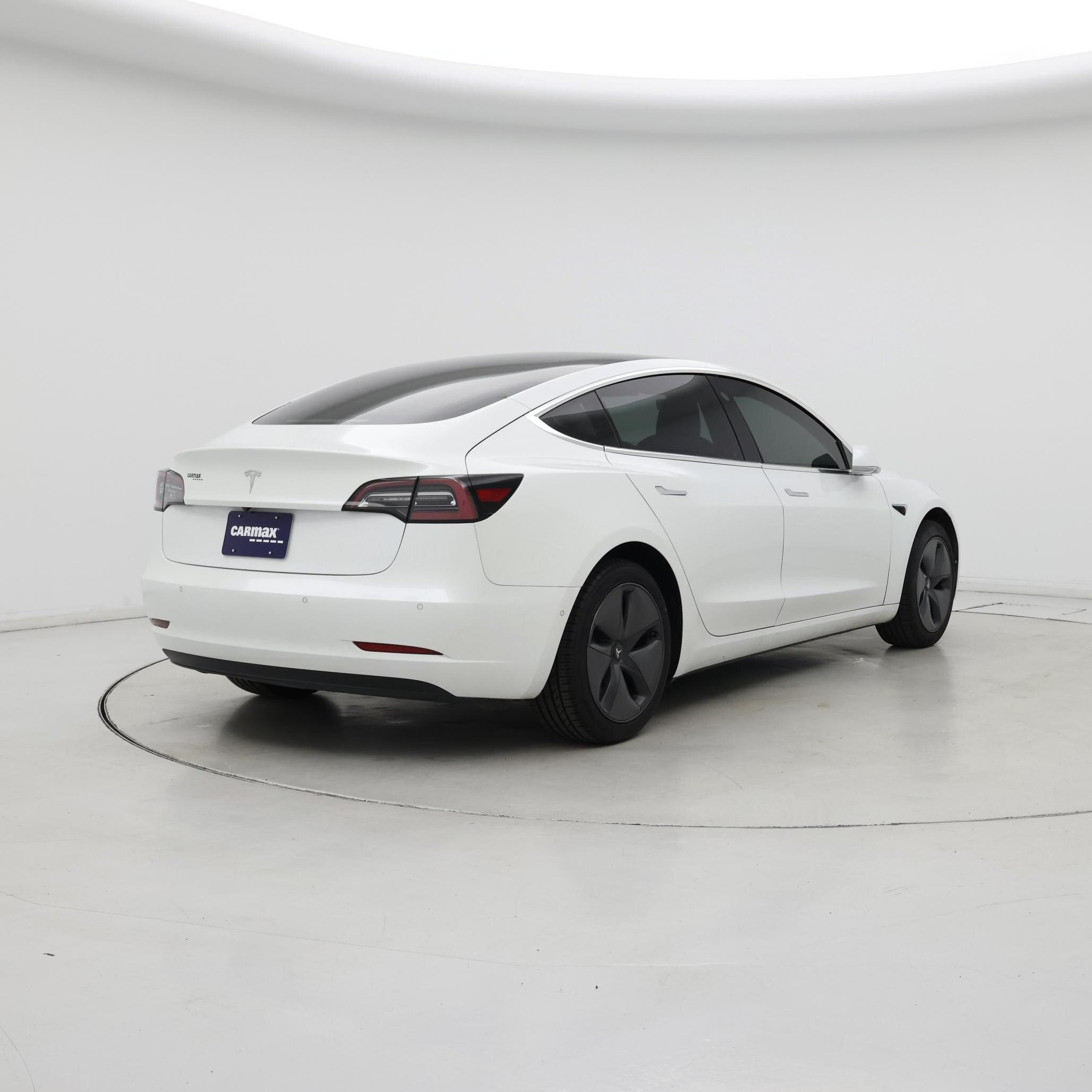 Thumbnail: 2019 Tesla Model 3 - 8