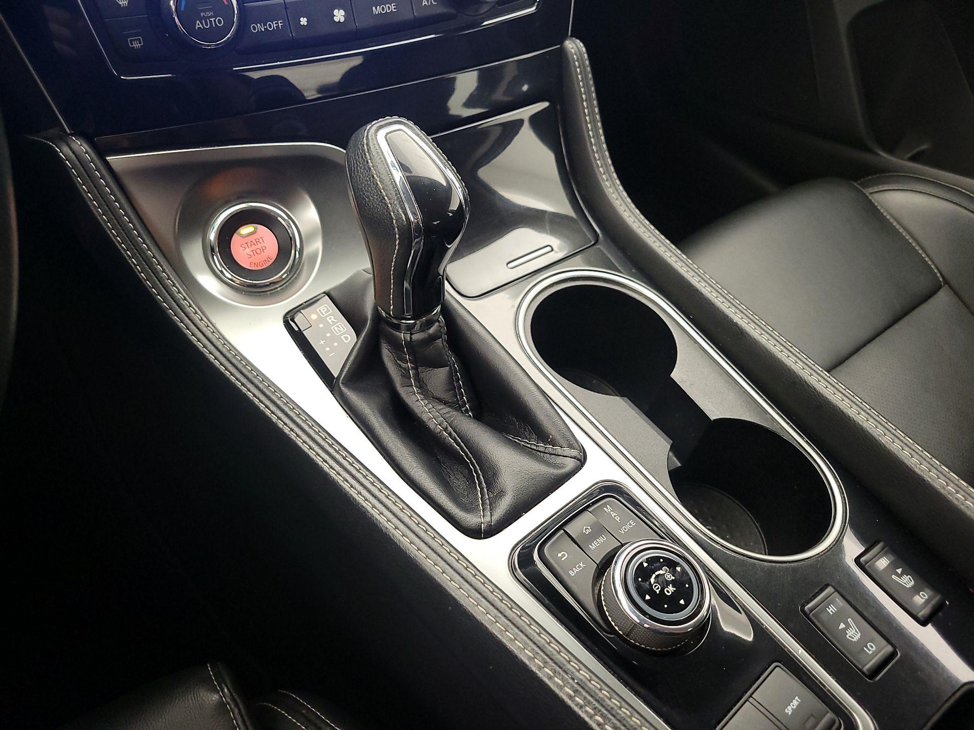 Thumbnail: 2017 Nissan Maxima - 18