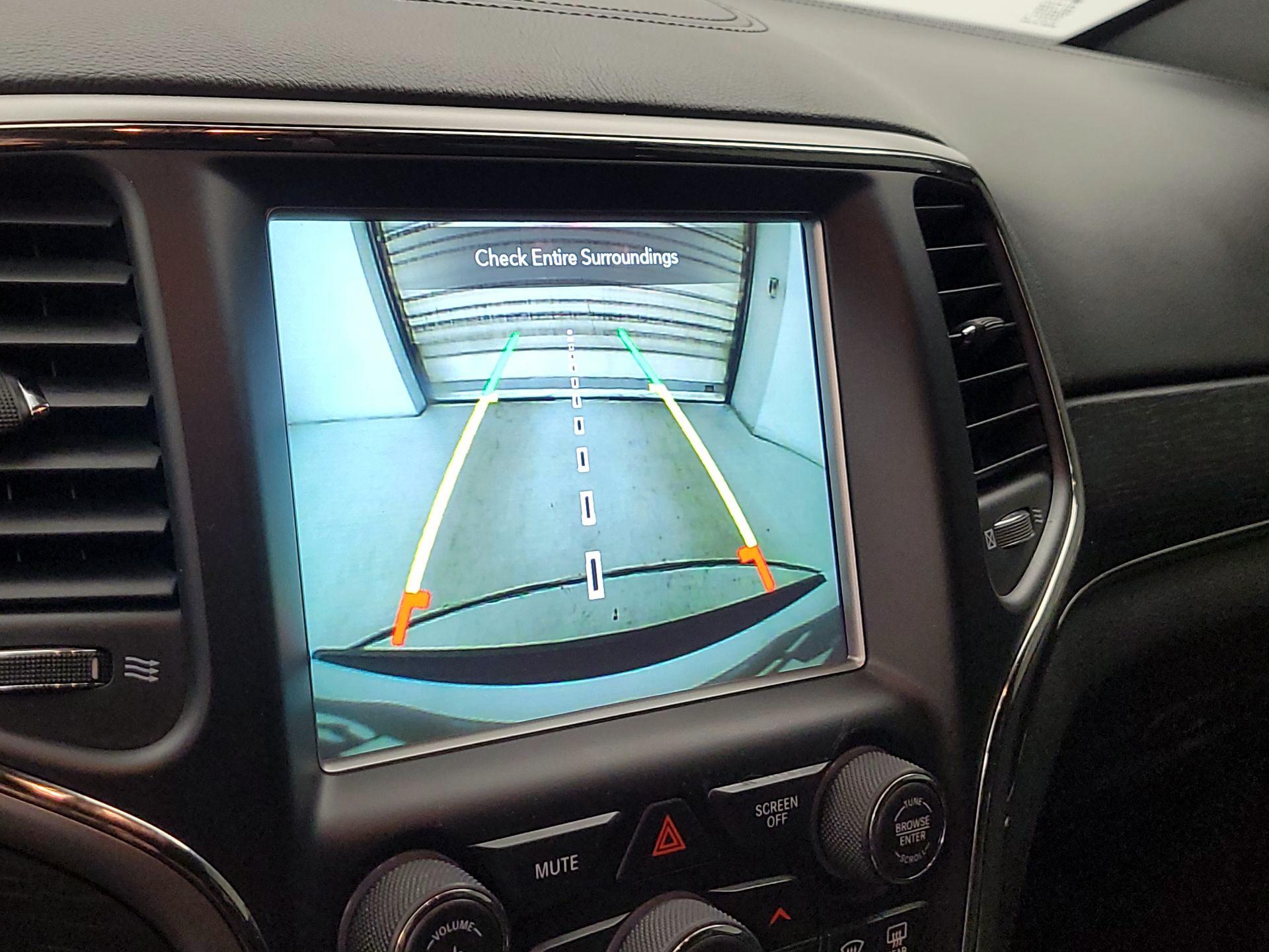 Thumbnail: 2018 Jeep Grand Cherokee - 15