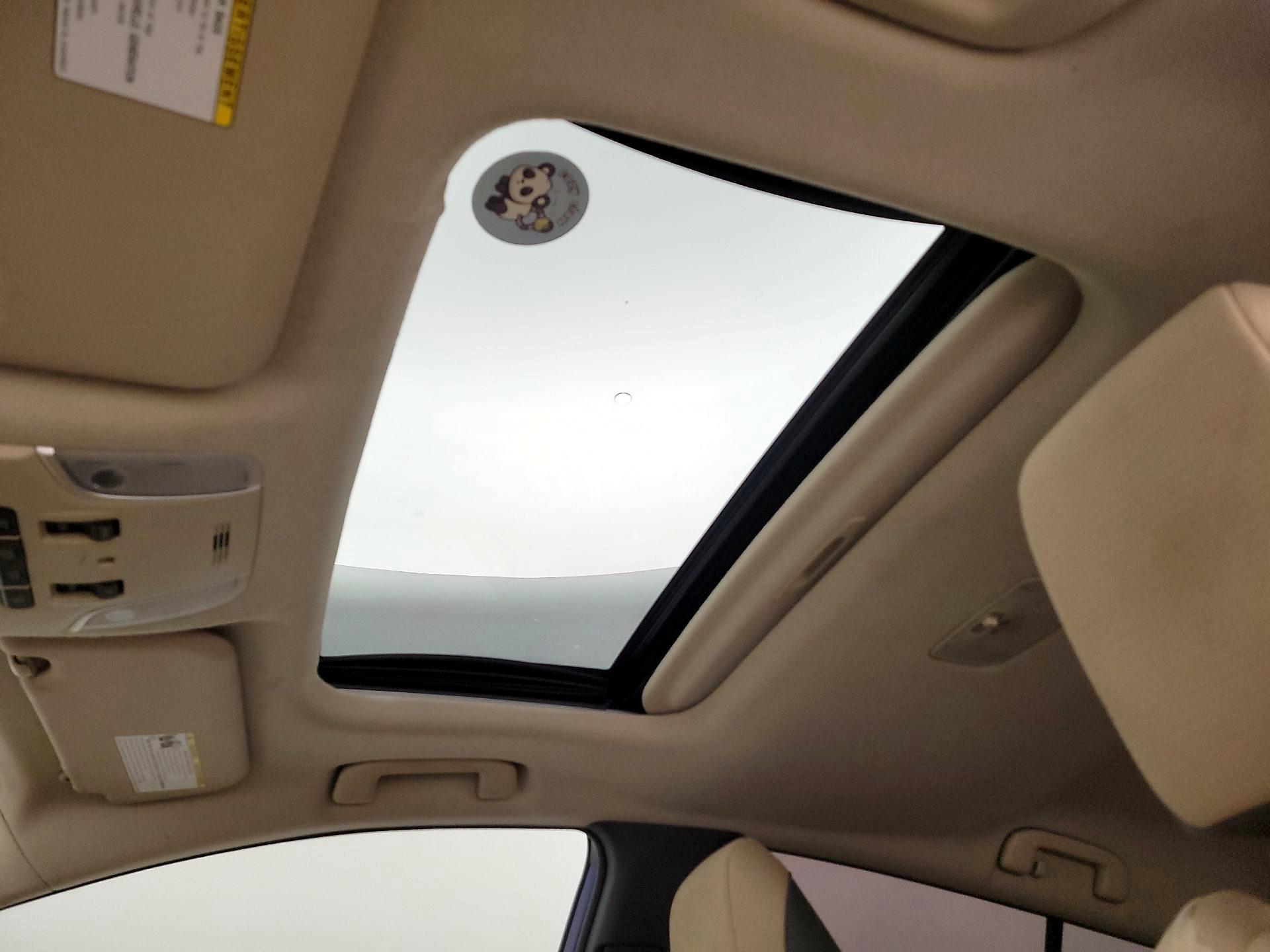 Thumbnail: 2016 Toyota Prius - 20