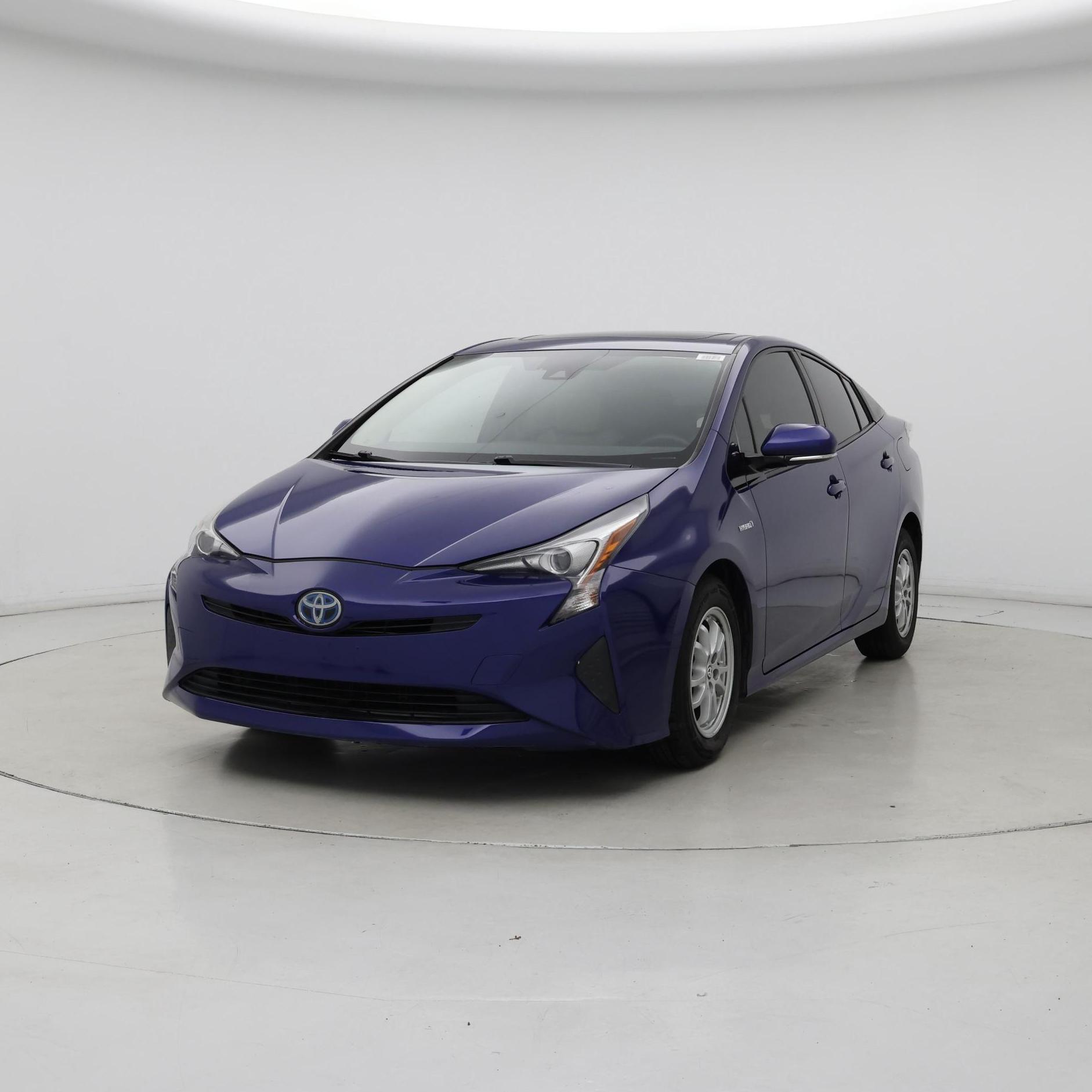 Thumbnail: 2016 Toyota Prius - 4