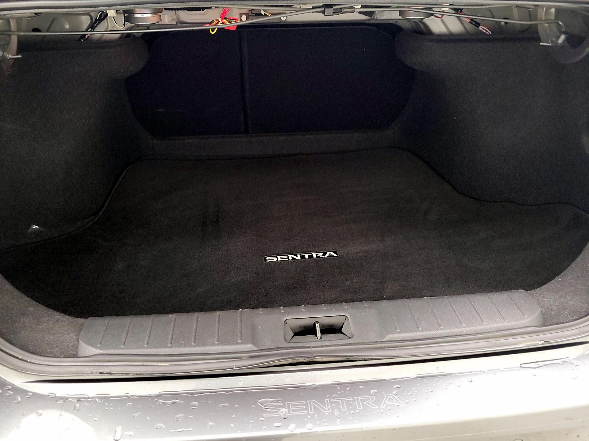 Thumbnail: 2024 Nissan Sentra - 20