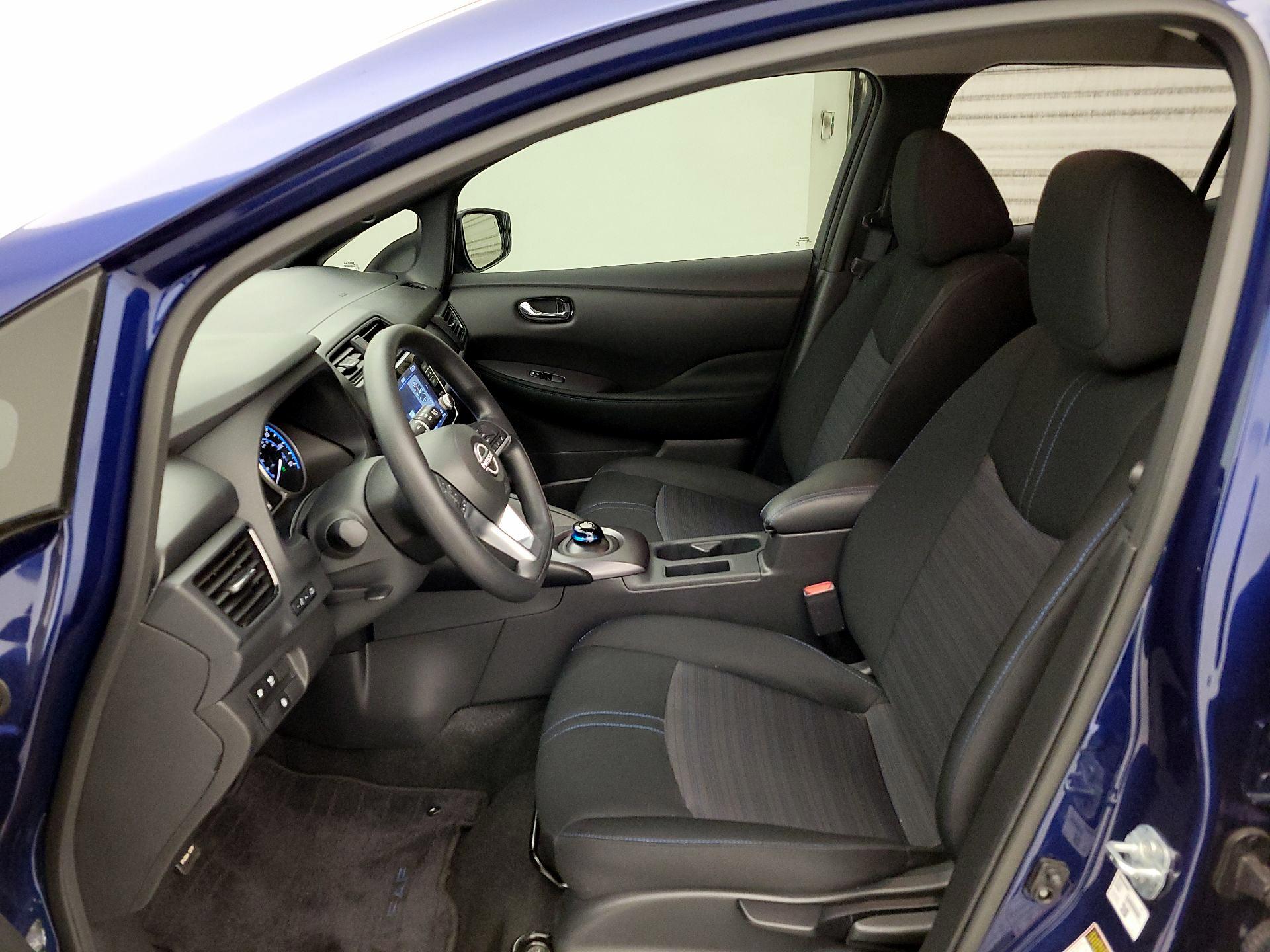 Thumbnail: 2025 Nissan Leaf - 11