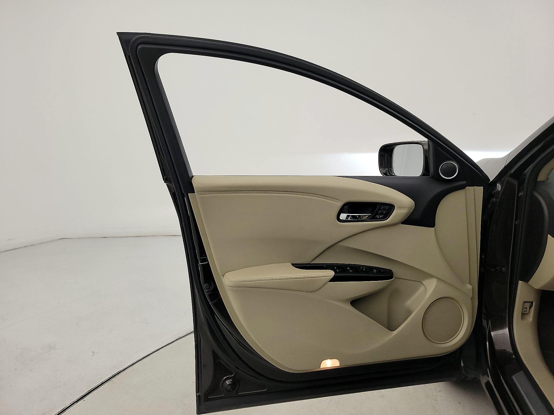 Thumbnail: 2015 Acura RDX - 12