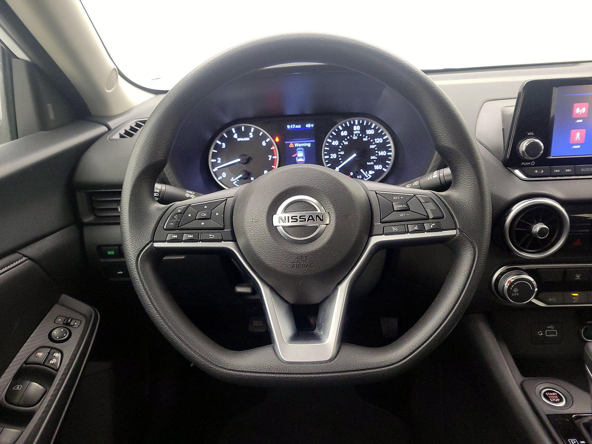 Thumbnail: 2023 Nissan Sentra - 10