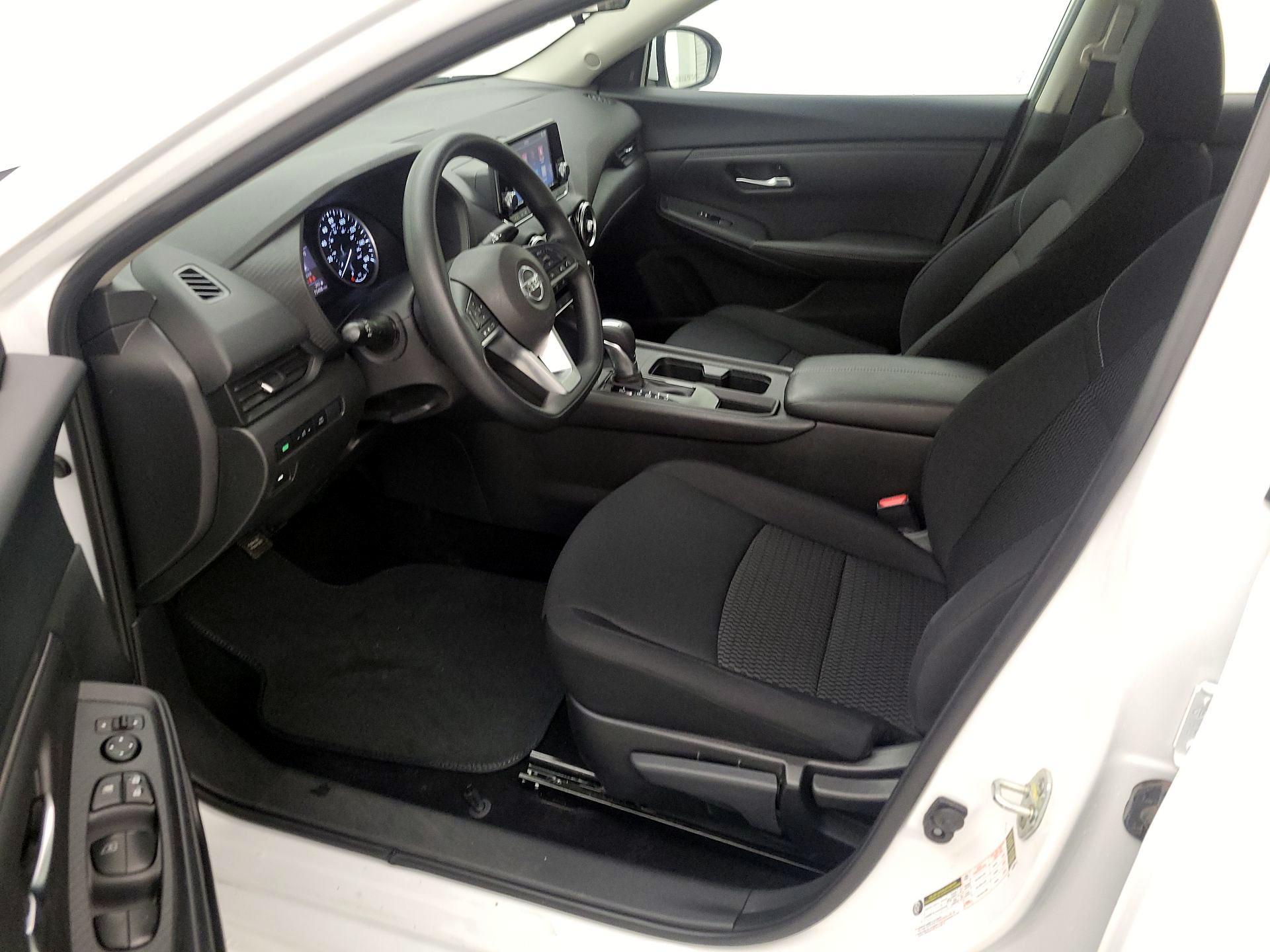 Thumbnail: 2023 Nissan Sentra - 11