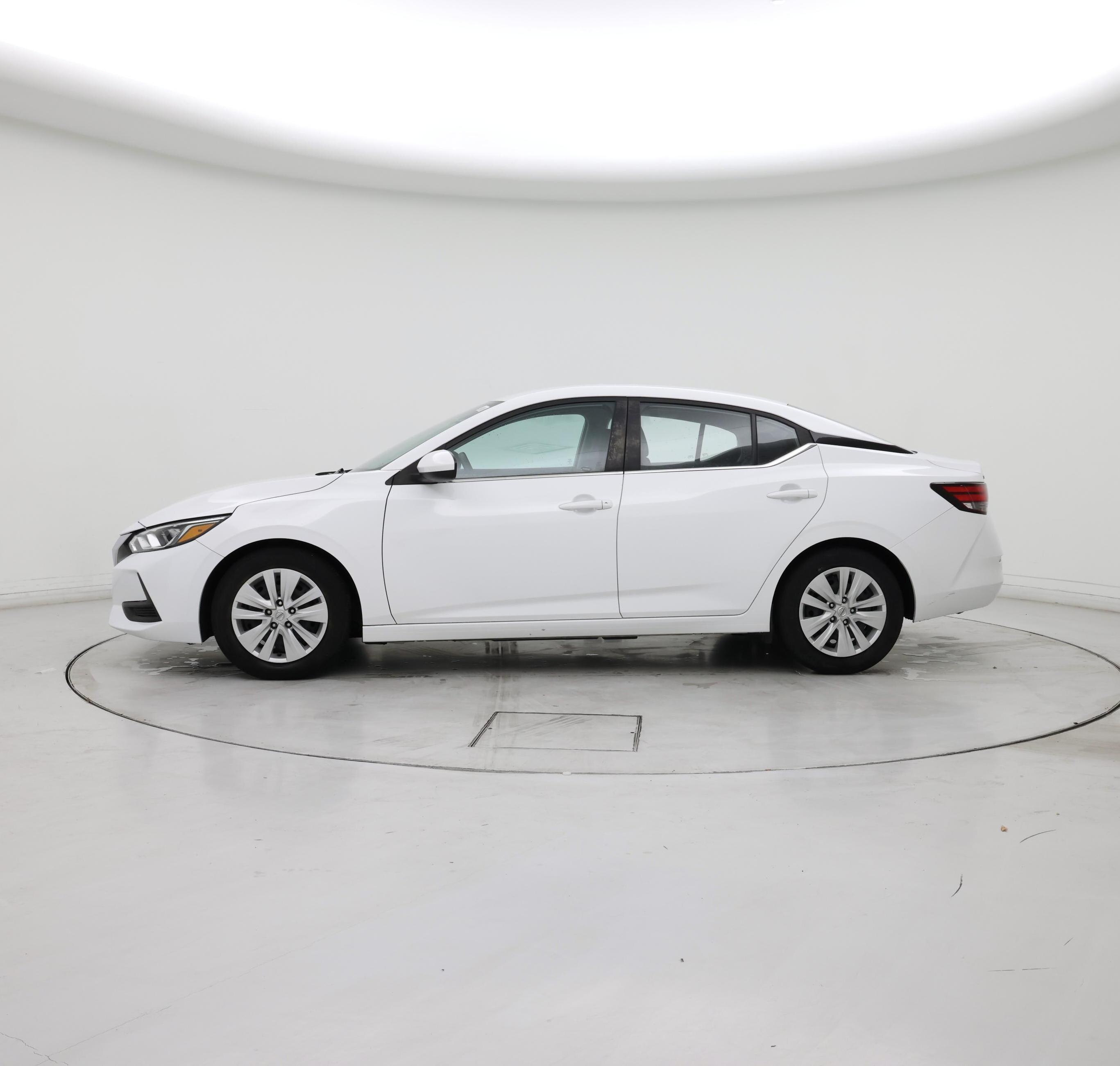 Thumbnail: 2023 Nissan Sentra - 3