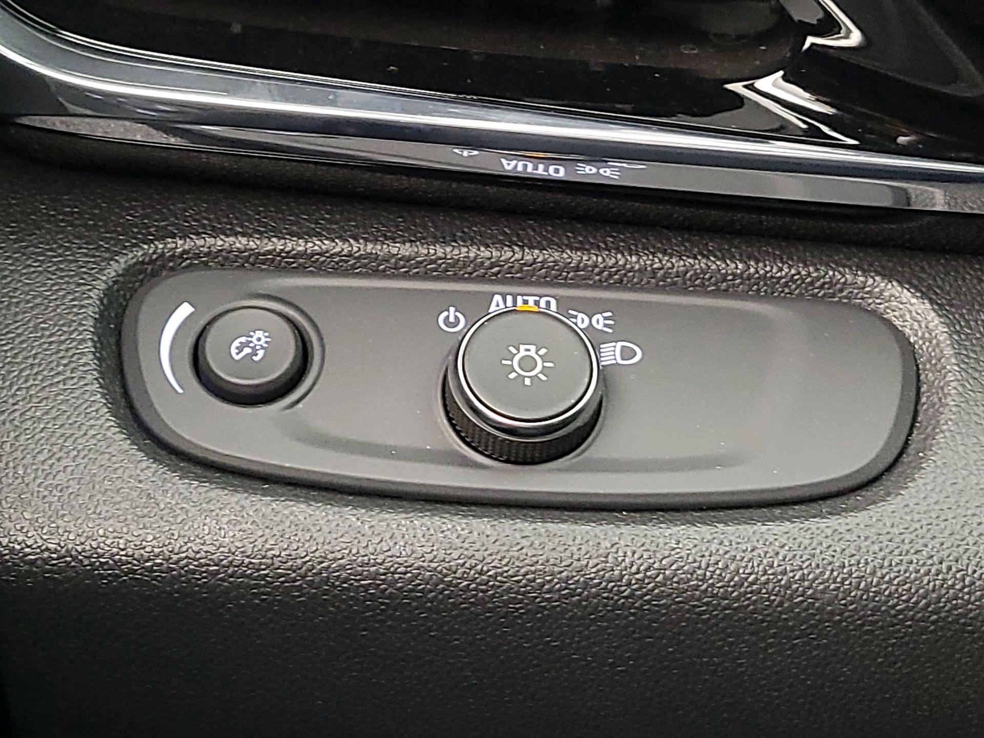 Thumbnail: 2025 Buick Envista - 13