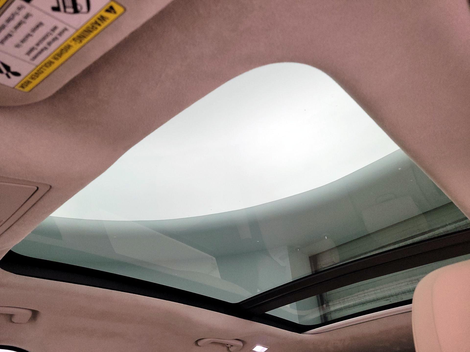 Thumbnail: 2020 Jaguar F-Pace - 19