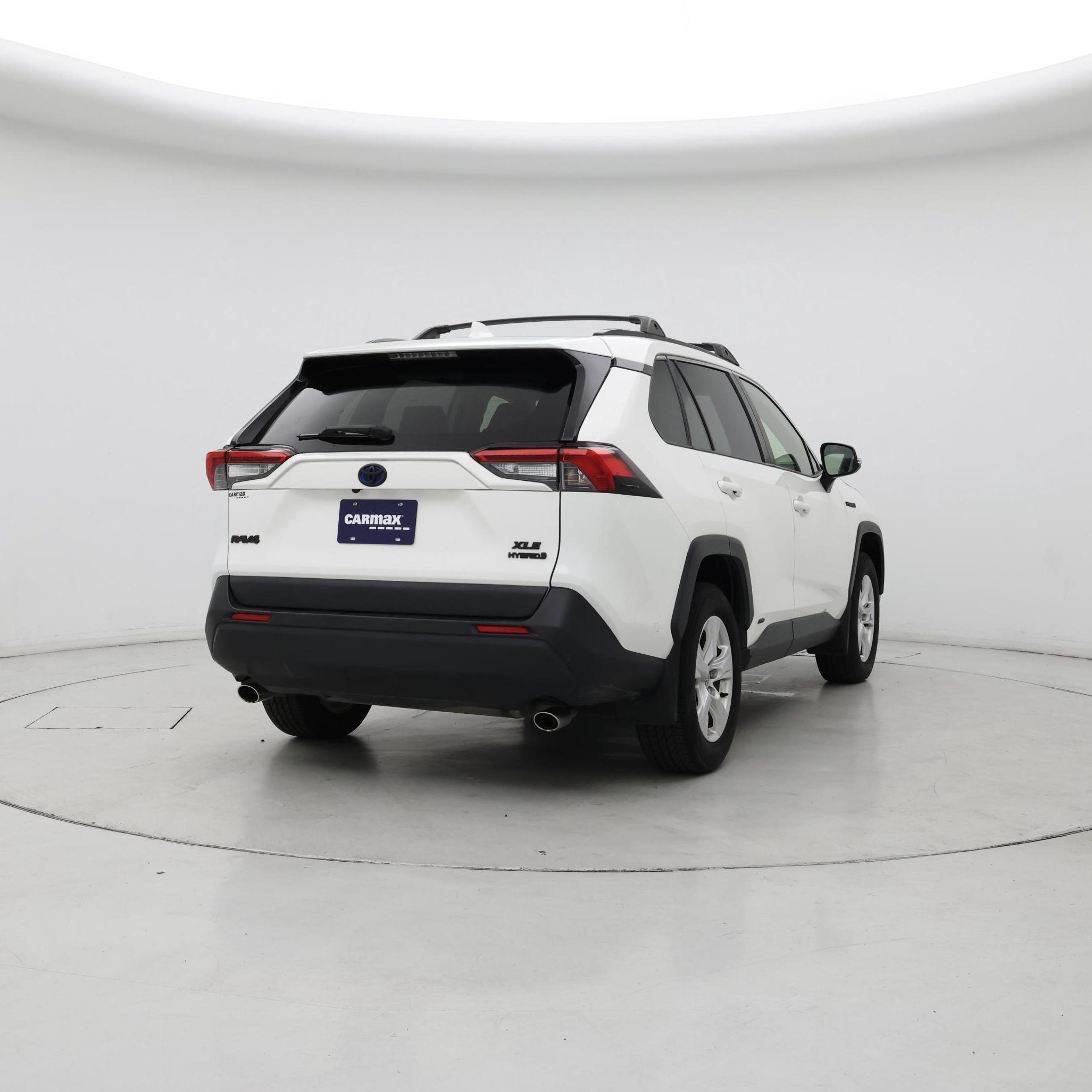 Thumbnail: 2020 Toyota RAV4 - 8