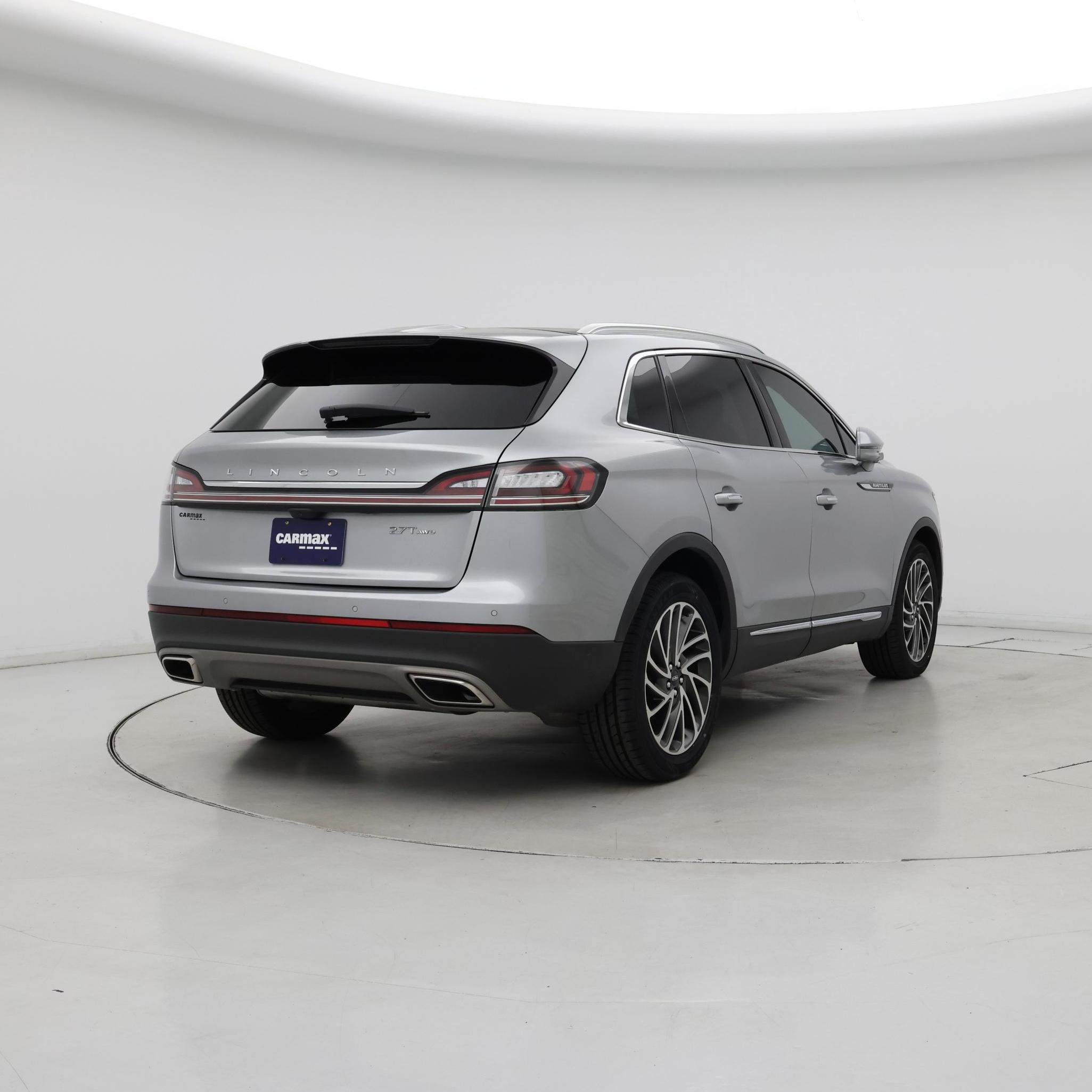 Thumbnail: 2020 Lincoln Nautilus - 8