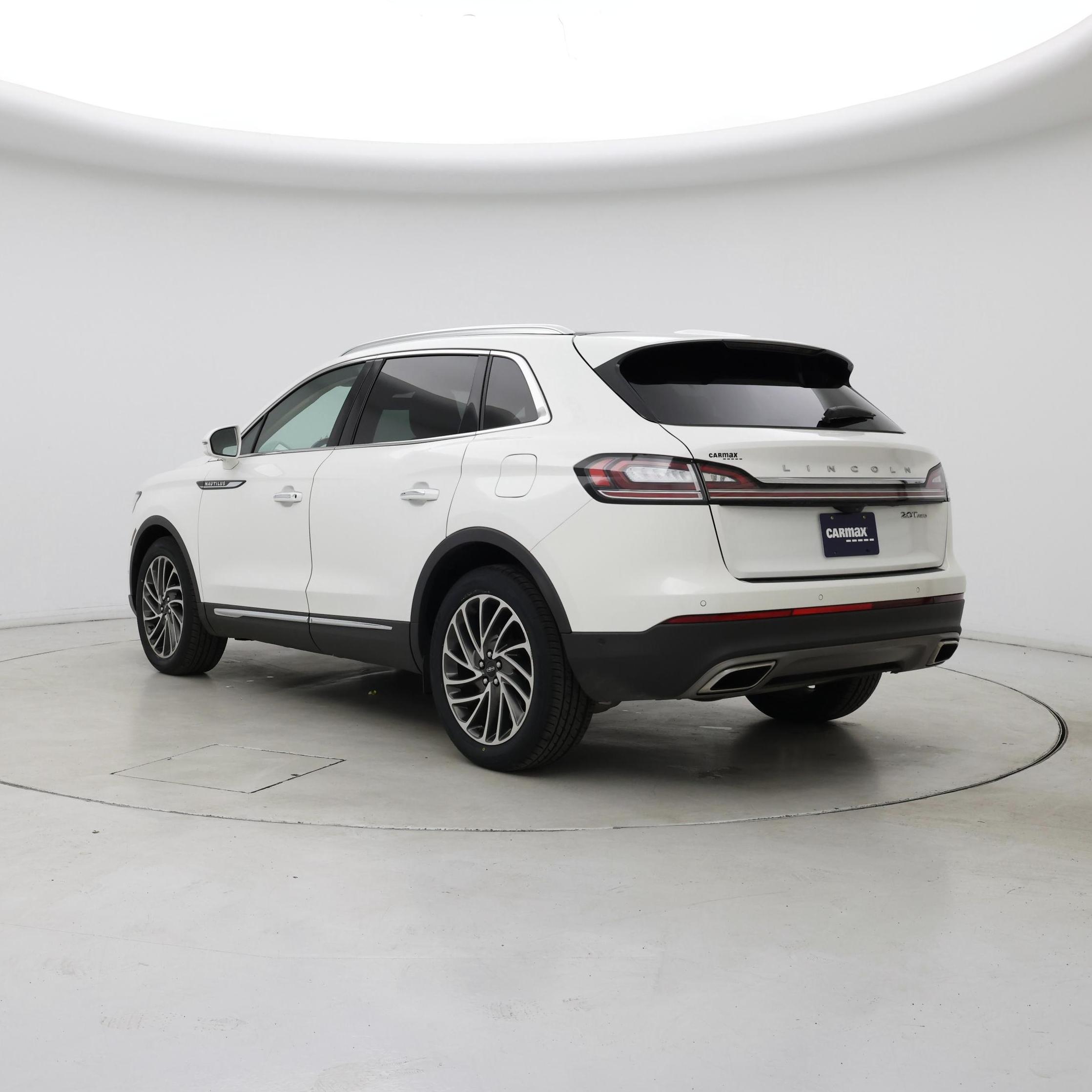 Thumbnail: 2020 Lincoln Nautilus - 2