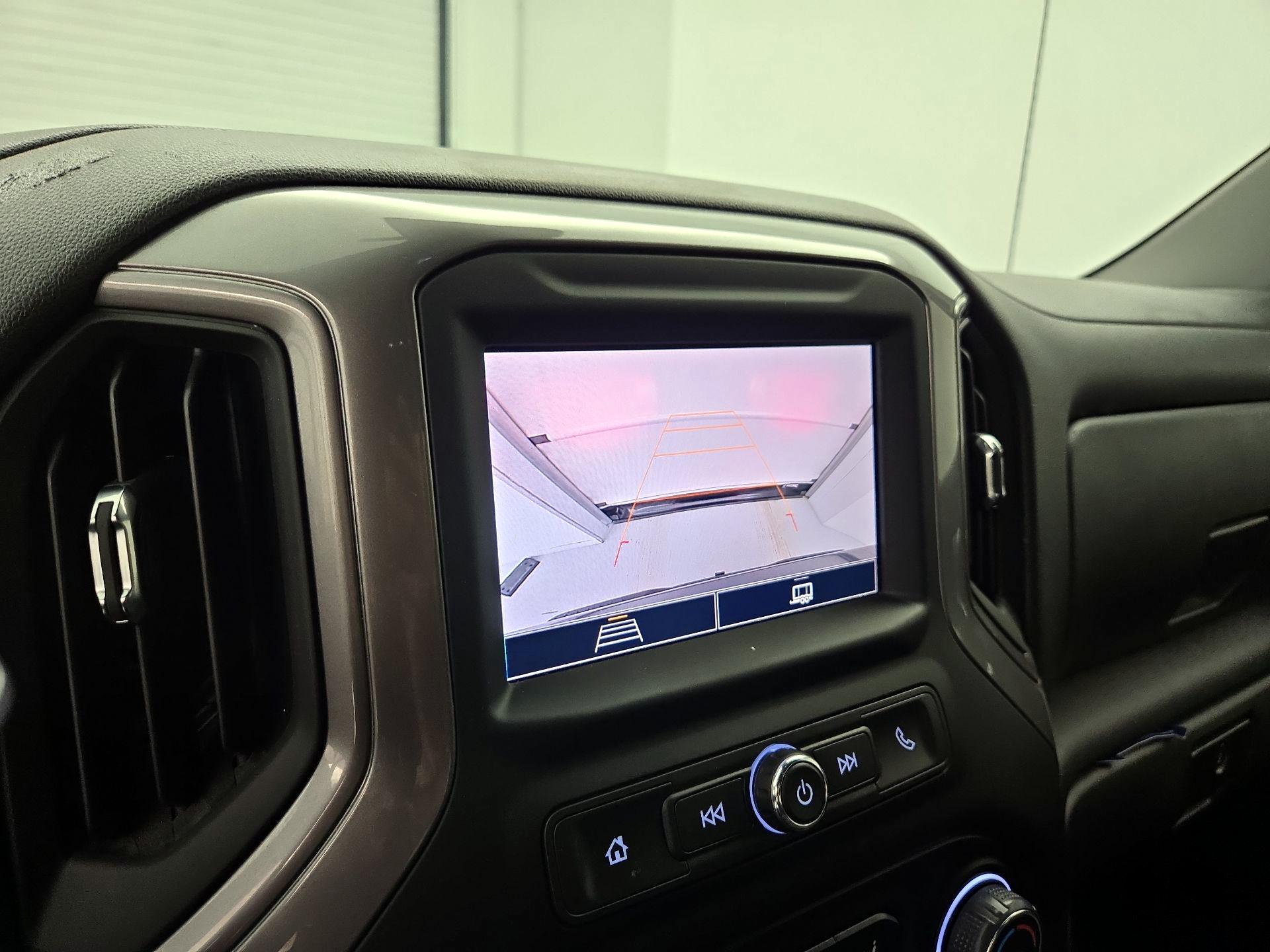 Thumbnail: 2022 Chevrolet Silverado 1500 - 14