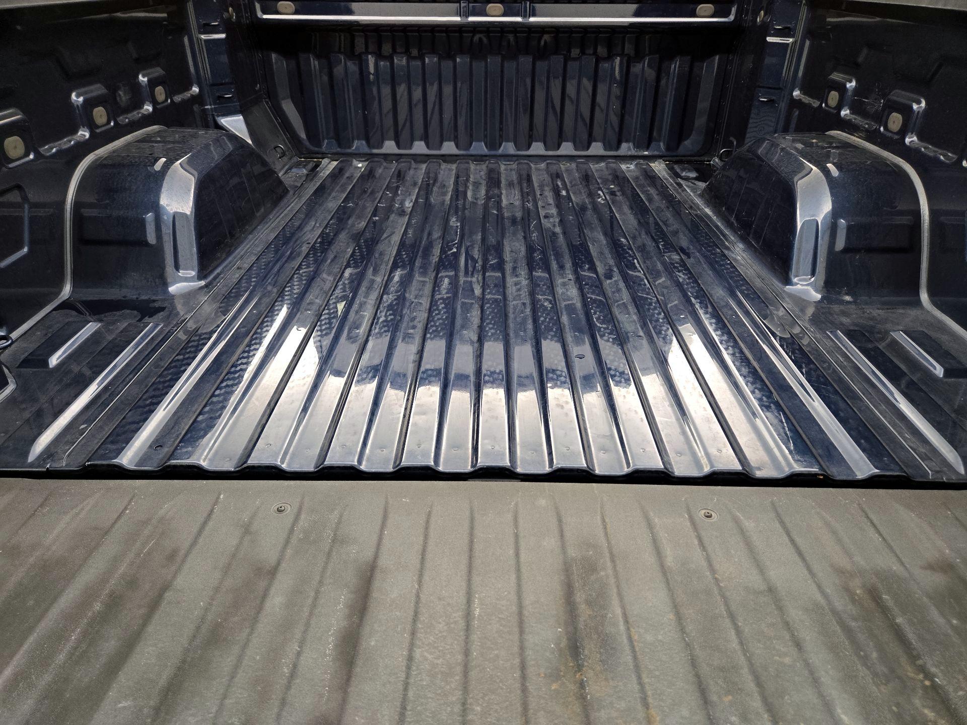 Thumbnail: 2022 Chevrolet Silverado 1500 - 20