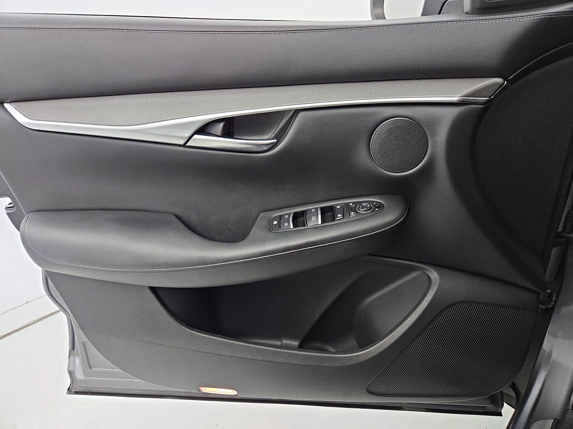 Thumbnail: 2022 INFINITI QX50 - 12