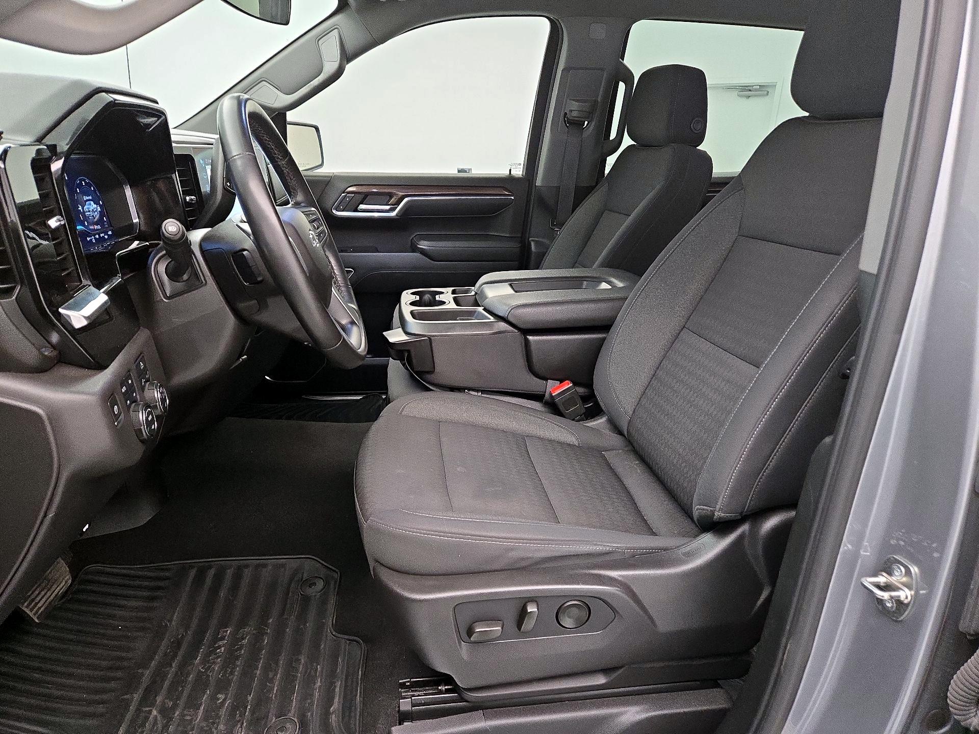 Thumbnail: 2024 Chevrolet Silverado 1500 - 11