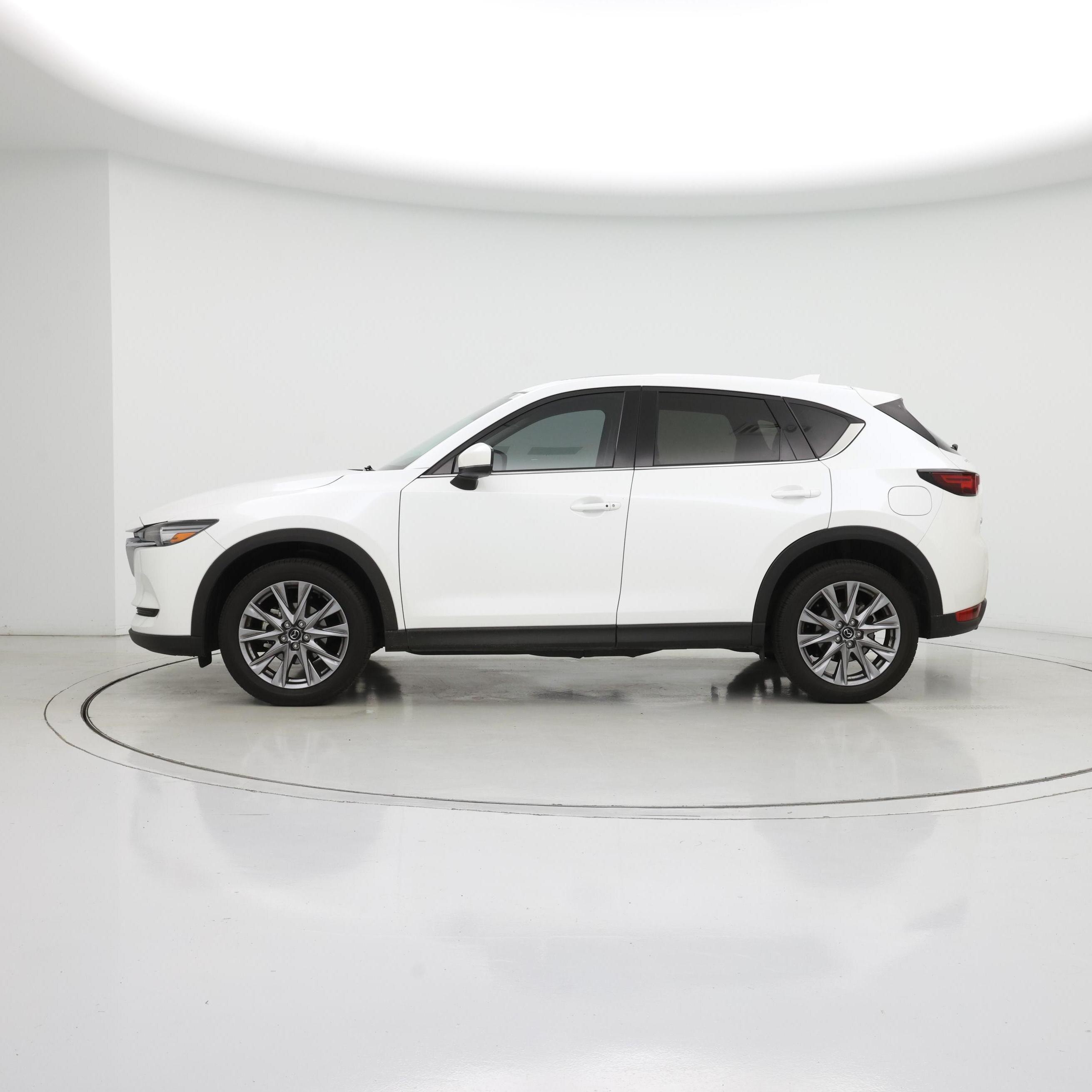 Thumbnail: 2021 Mazda CX-5 - 3