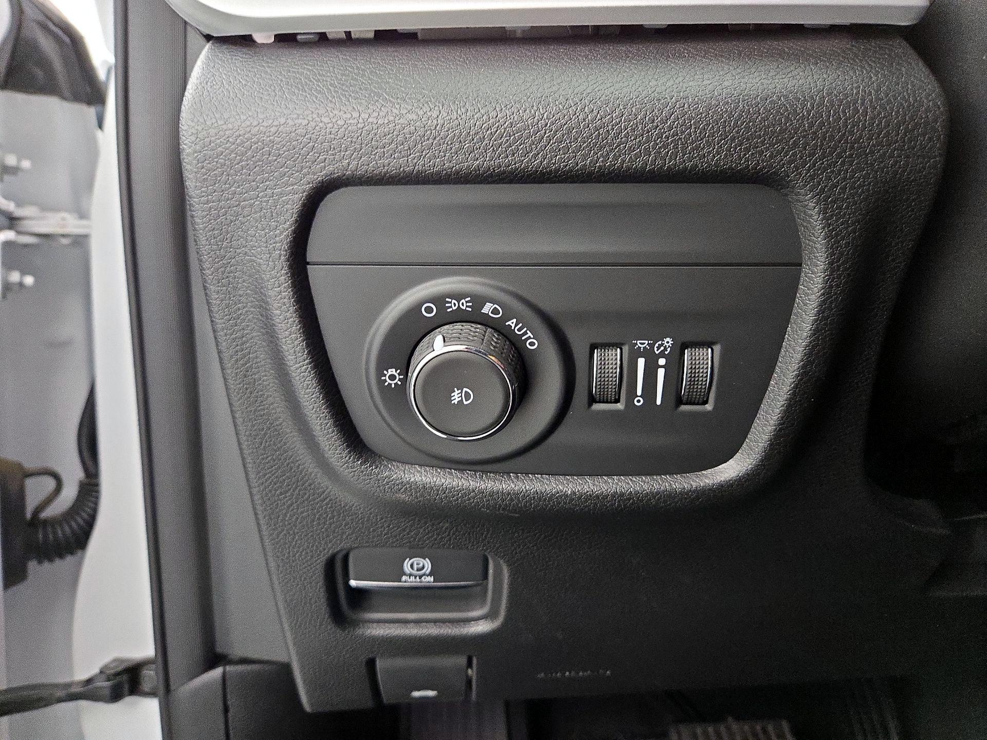 Thumbnail: 2023 Jeep Grand Cherokee - 13