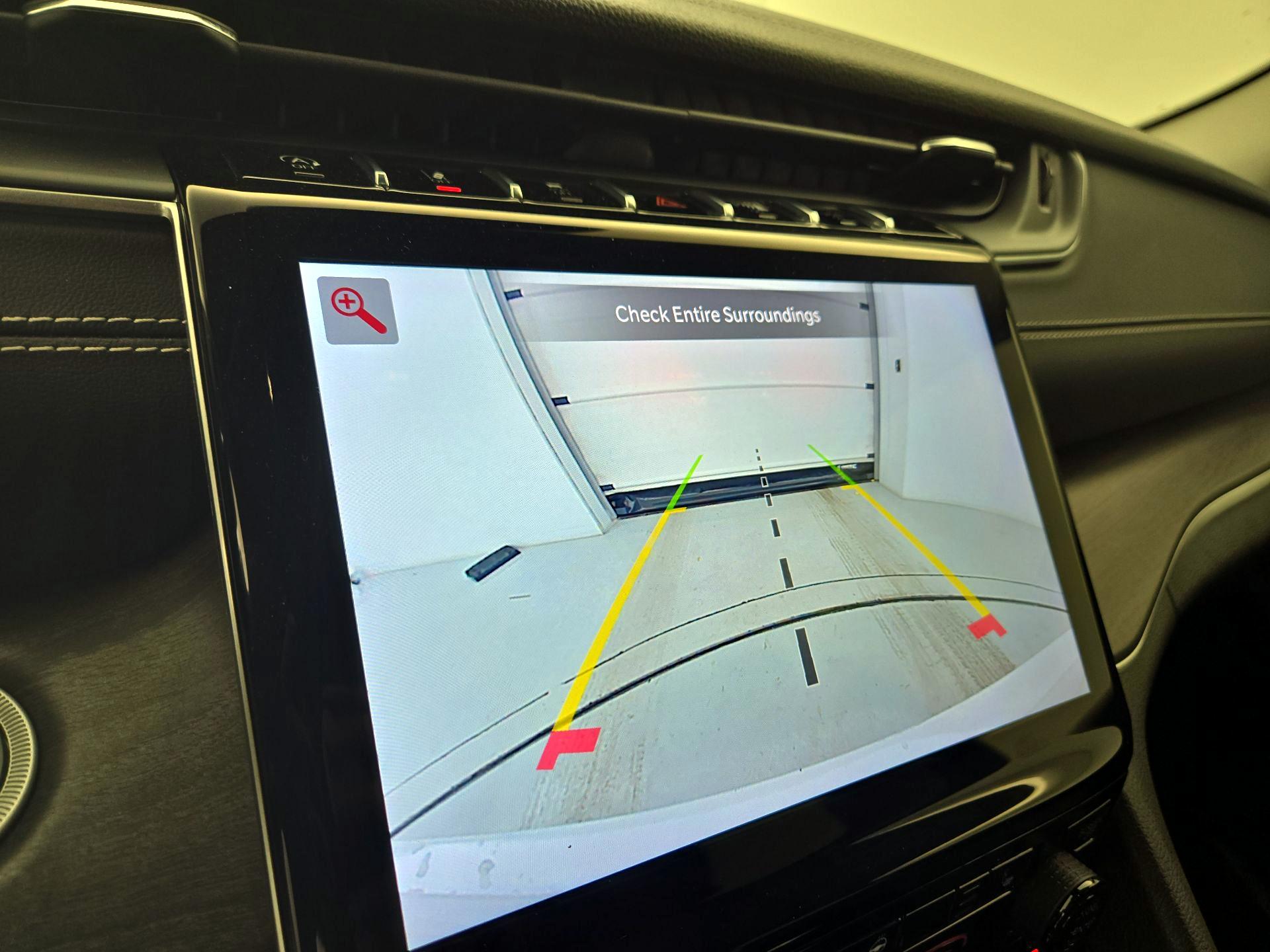 Thumbnail: 2023 Jeep Grand Cherokee - 15