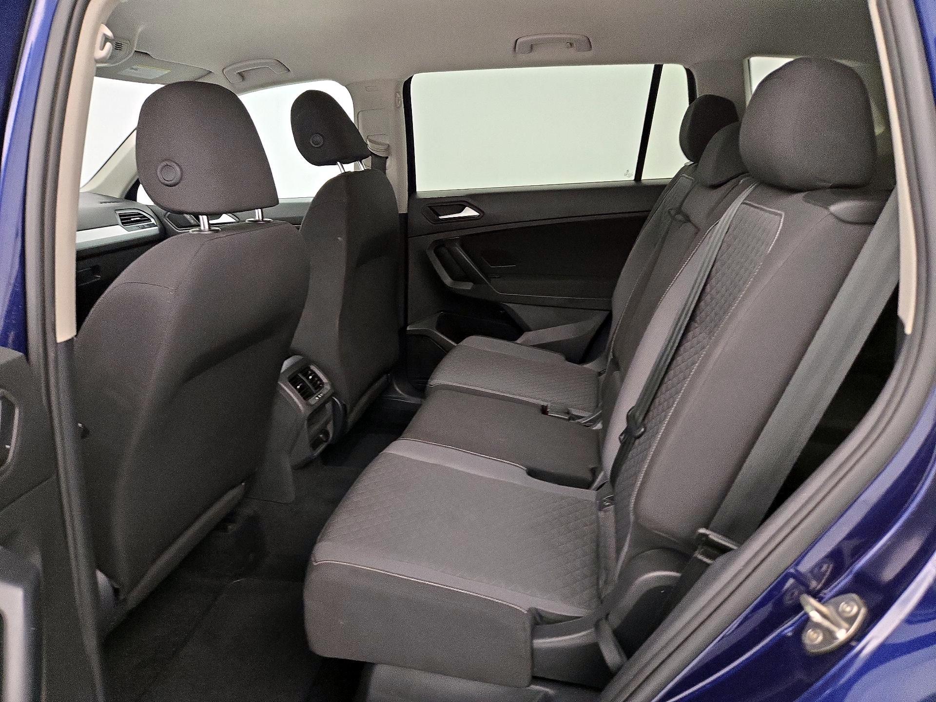 Thumbnail: 2021 Volkswagen Tiguan - 19