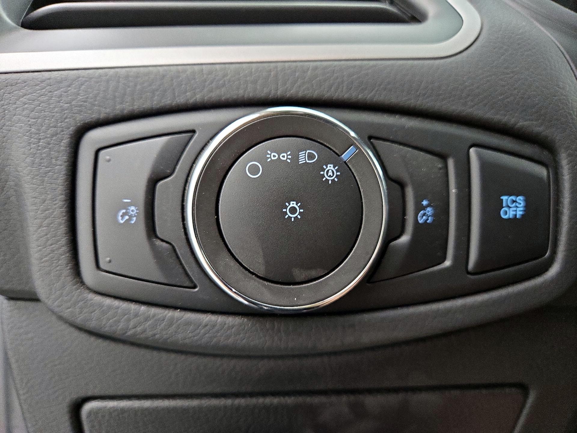 Thumbnail: 2022 Ford Edge - 13