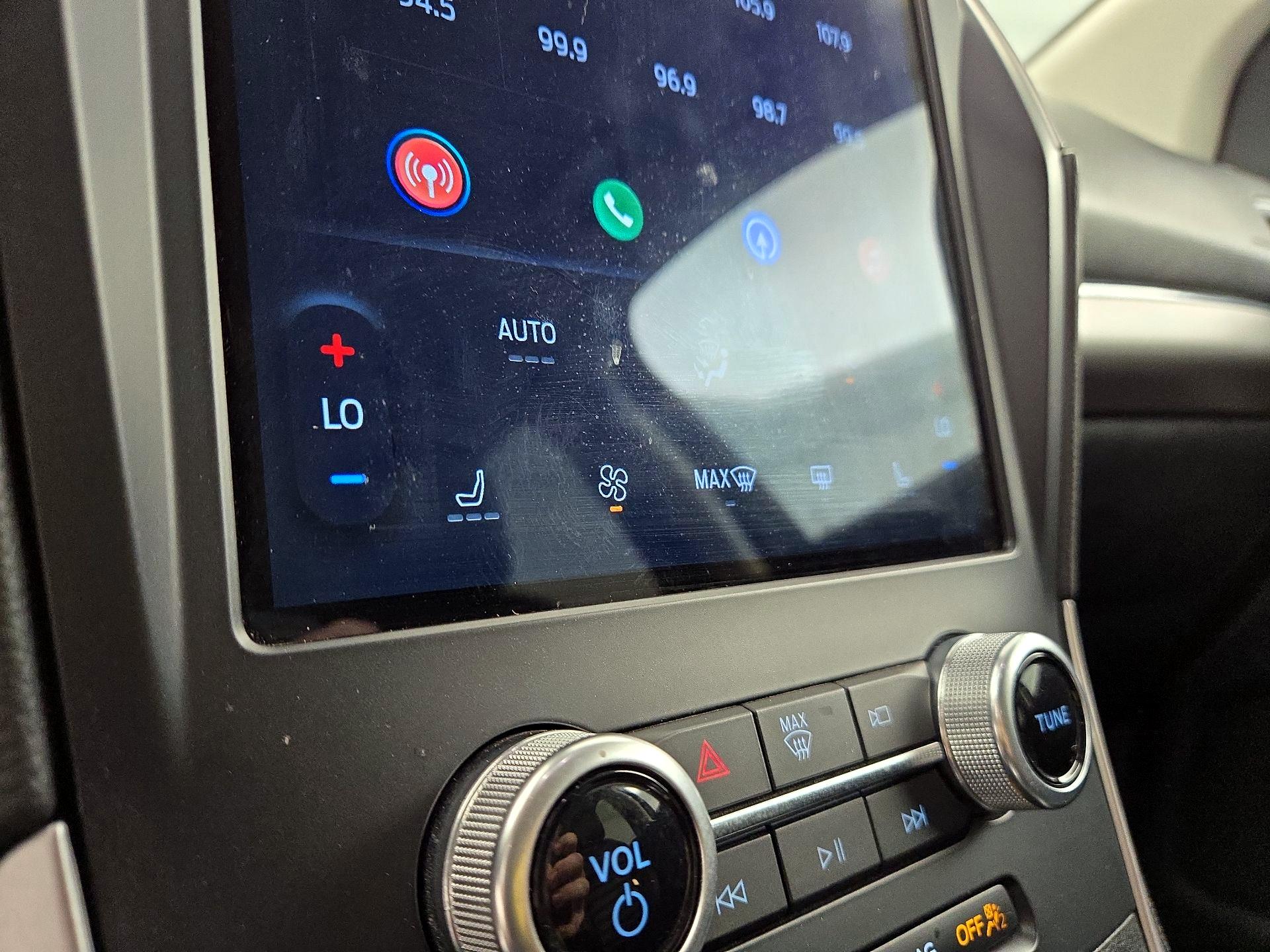 Thumbnail: 2022 Ford Edge - 17