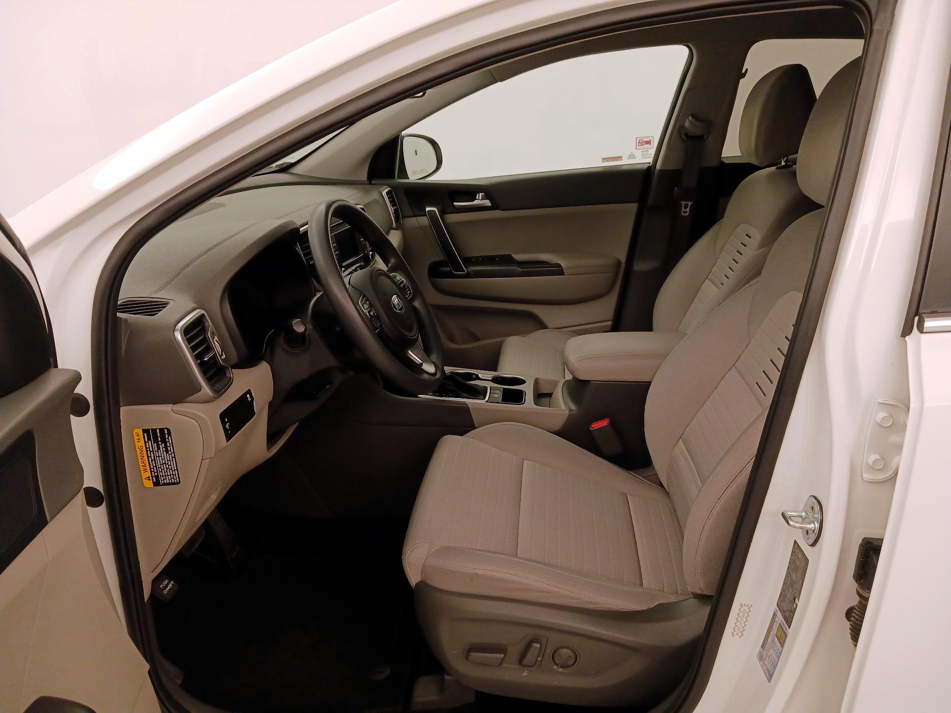 Thumbnail: 2017 Kia Sportage - 11