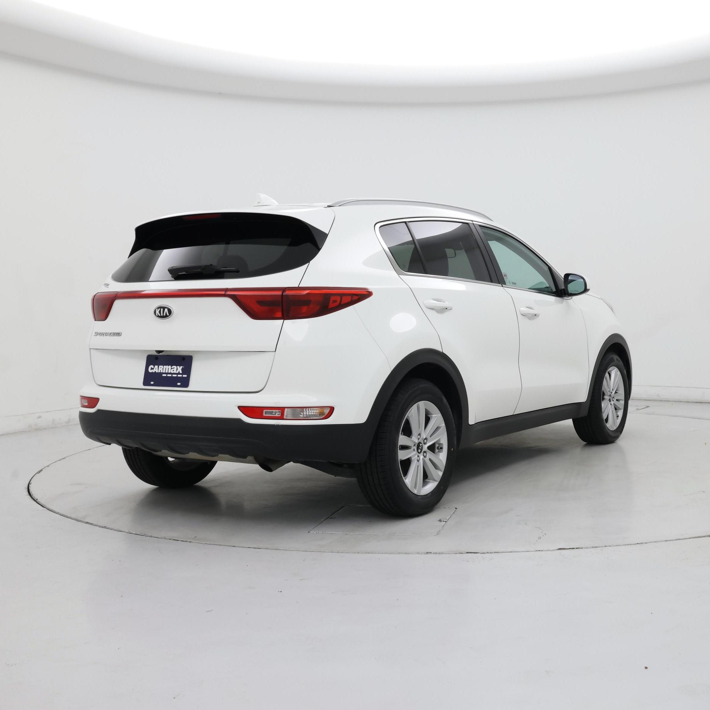 Thumbnail: 2017 Kia Sportage - 8