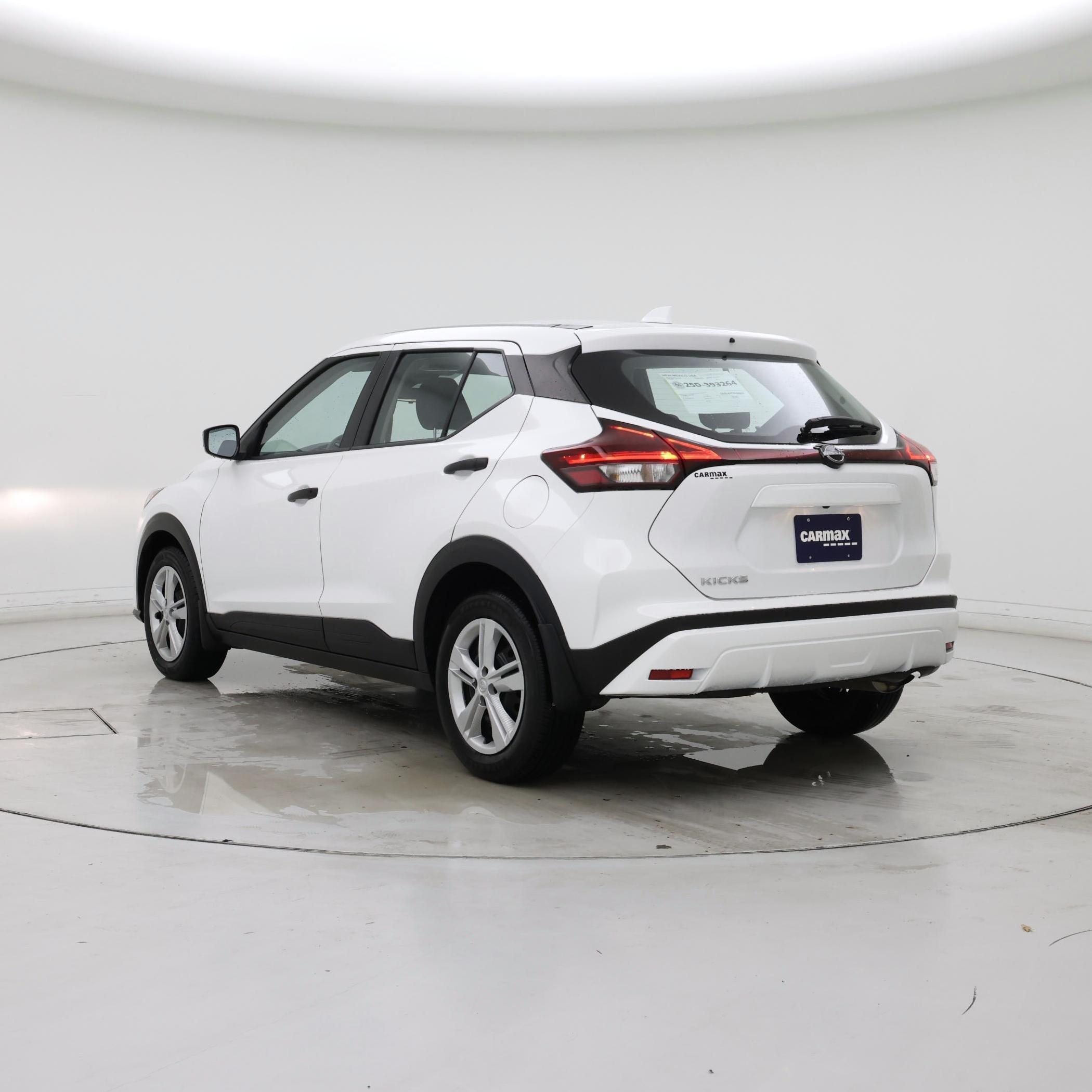 Thumbnail: 2024 Nissan Kicks - 2