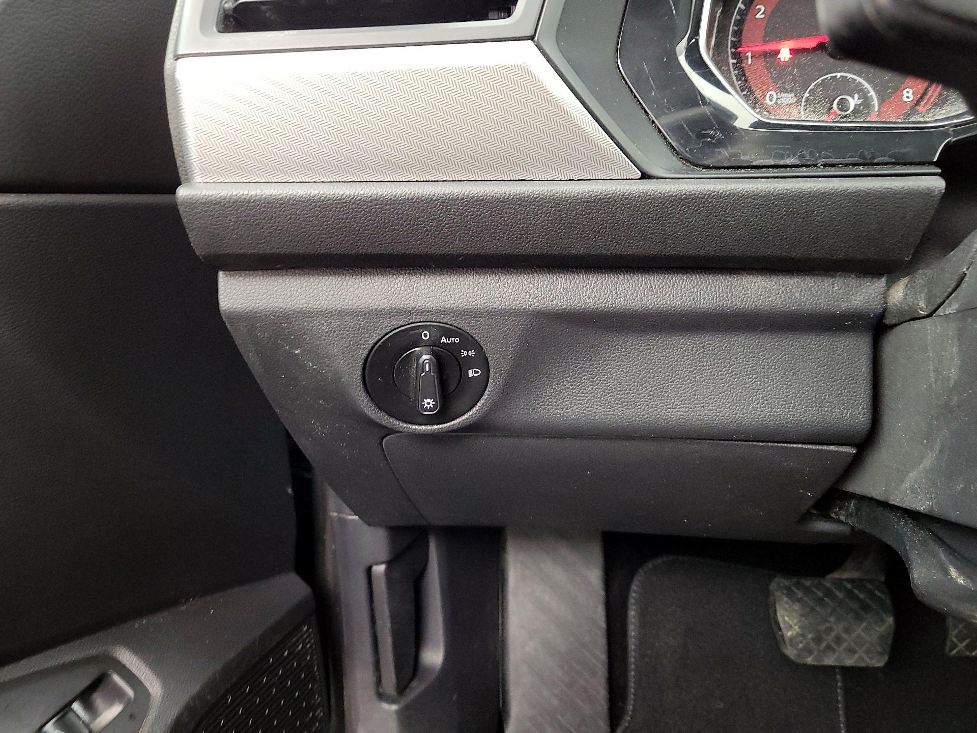 Thumbnail: 2020 Volkswagen Jetta - 13