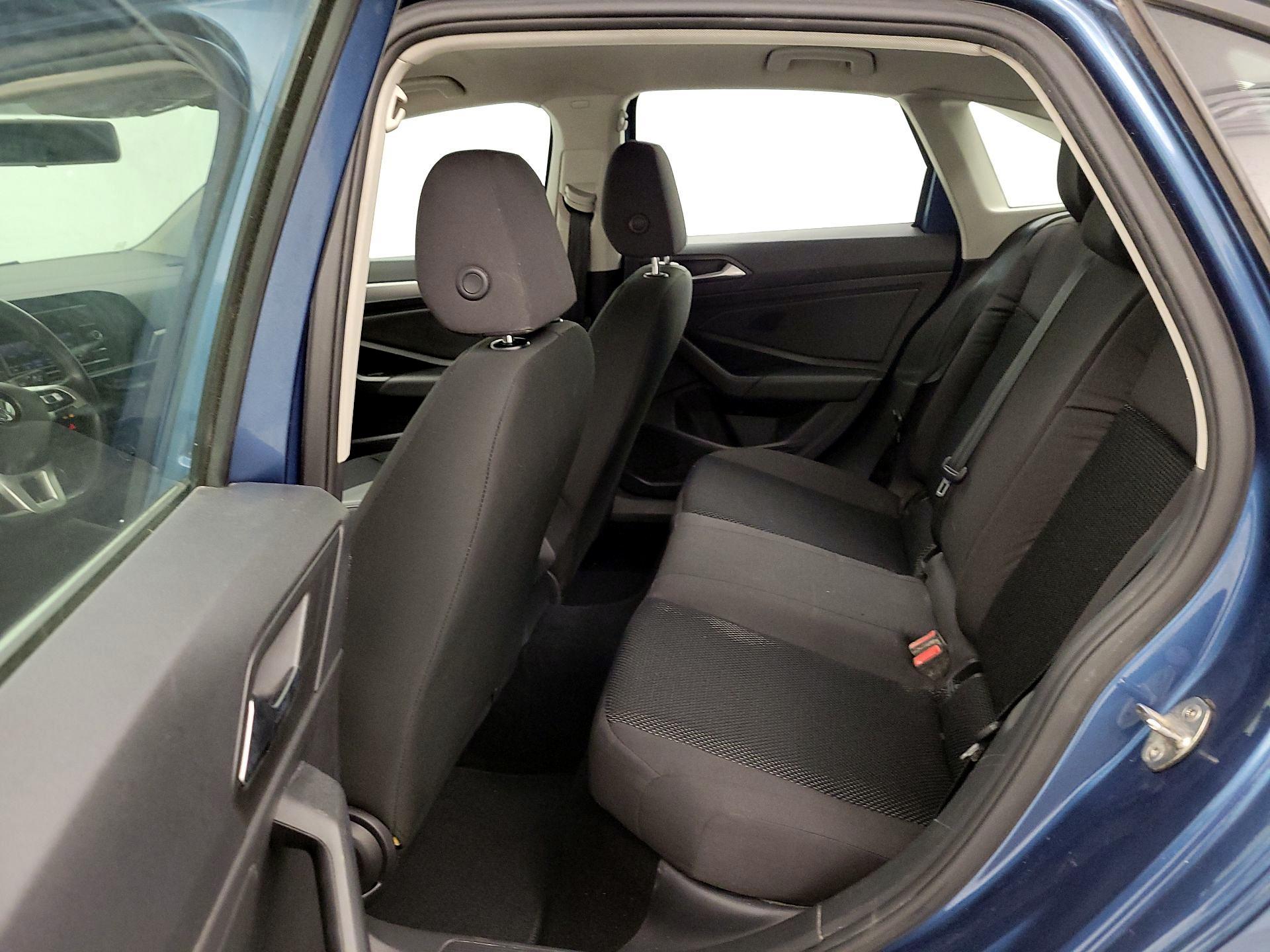 Thumbnail: 2020 Volkswagen Jetta - 19