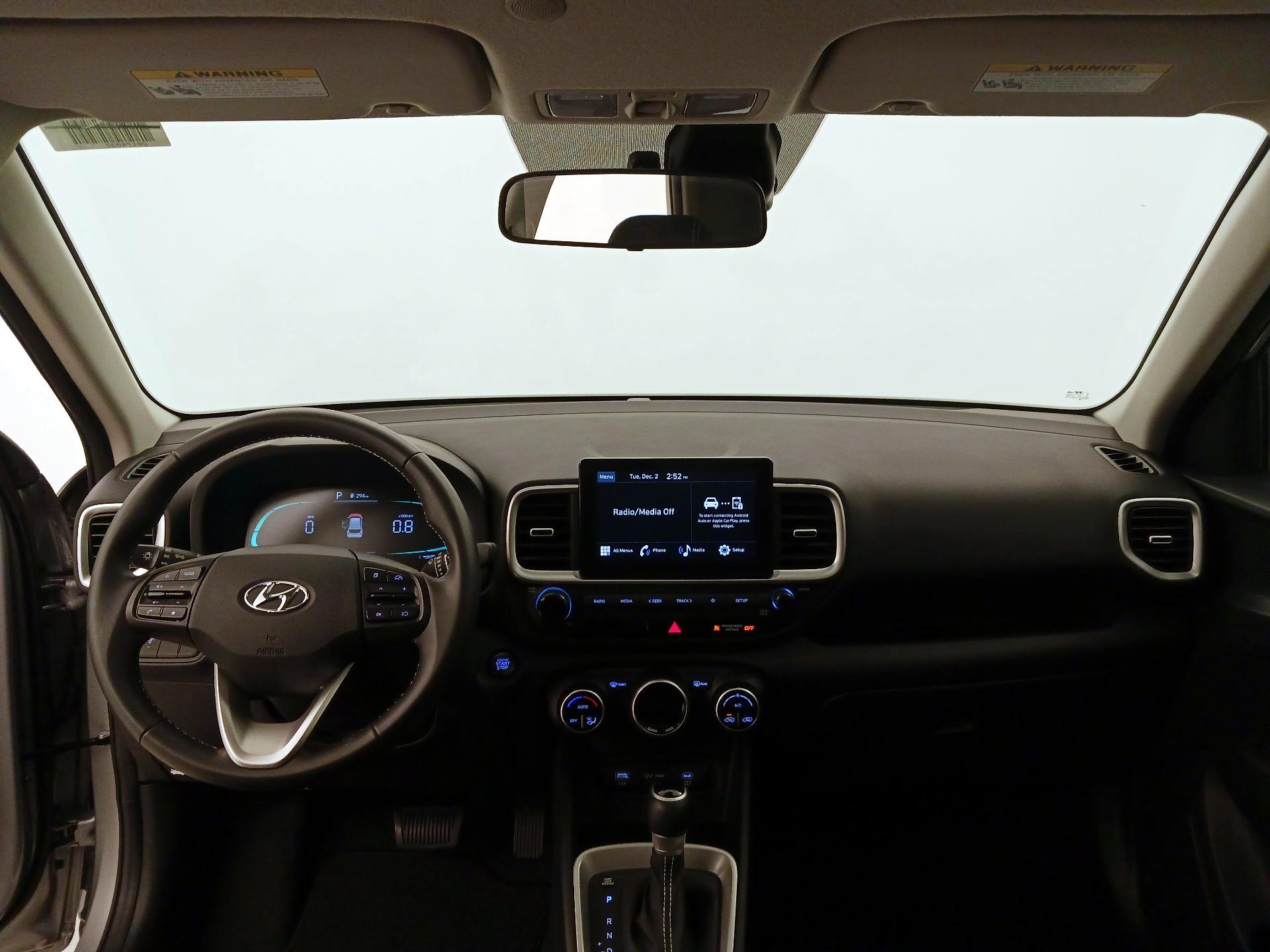 Thumbnail: 2025 Hyundai Venue - 9