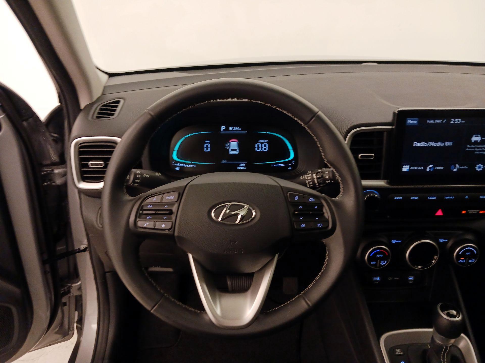 Thumbnail: 2025 Hyundai Venue - 10