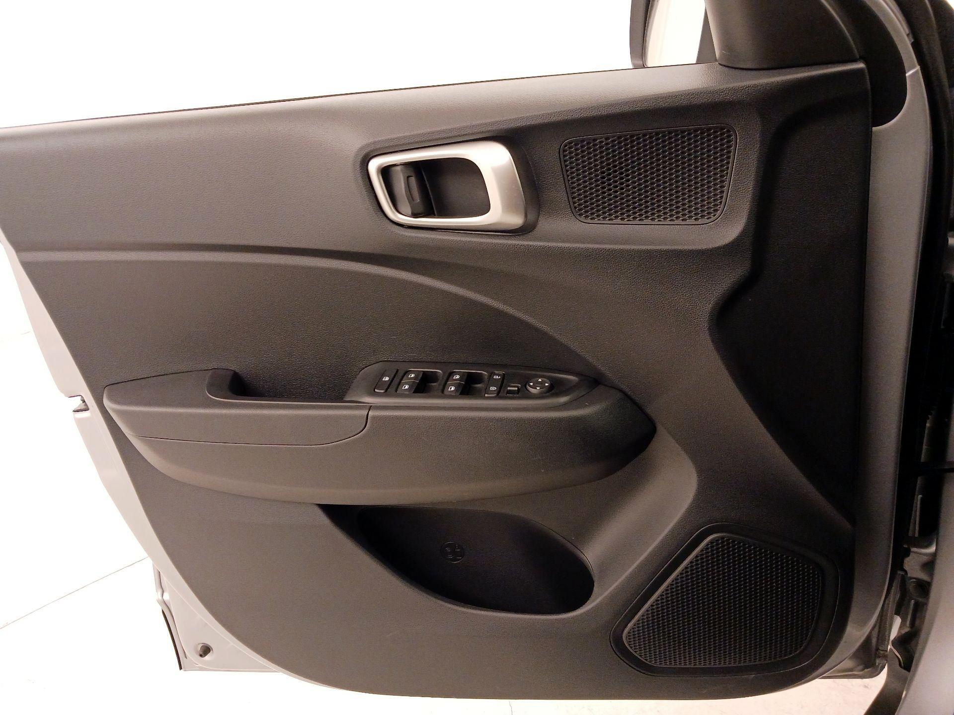 Thumbnail: 2025 Hyundai Venue - 12