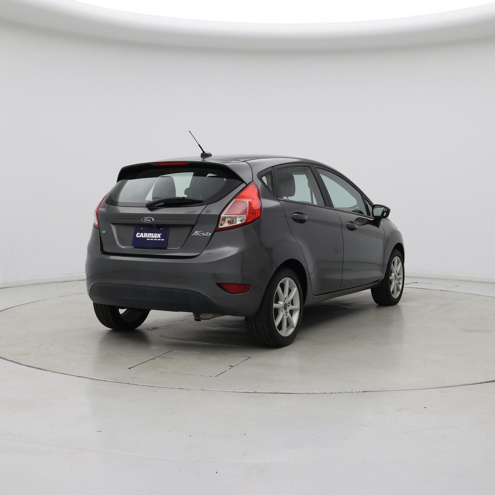 Thumbnail: 2019 Ford Fiesta - 8