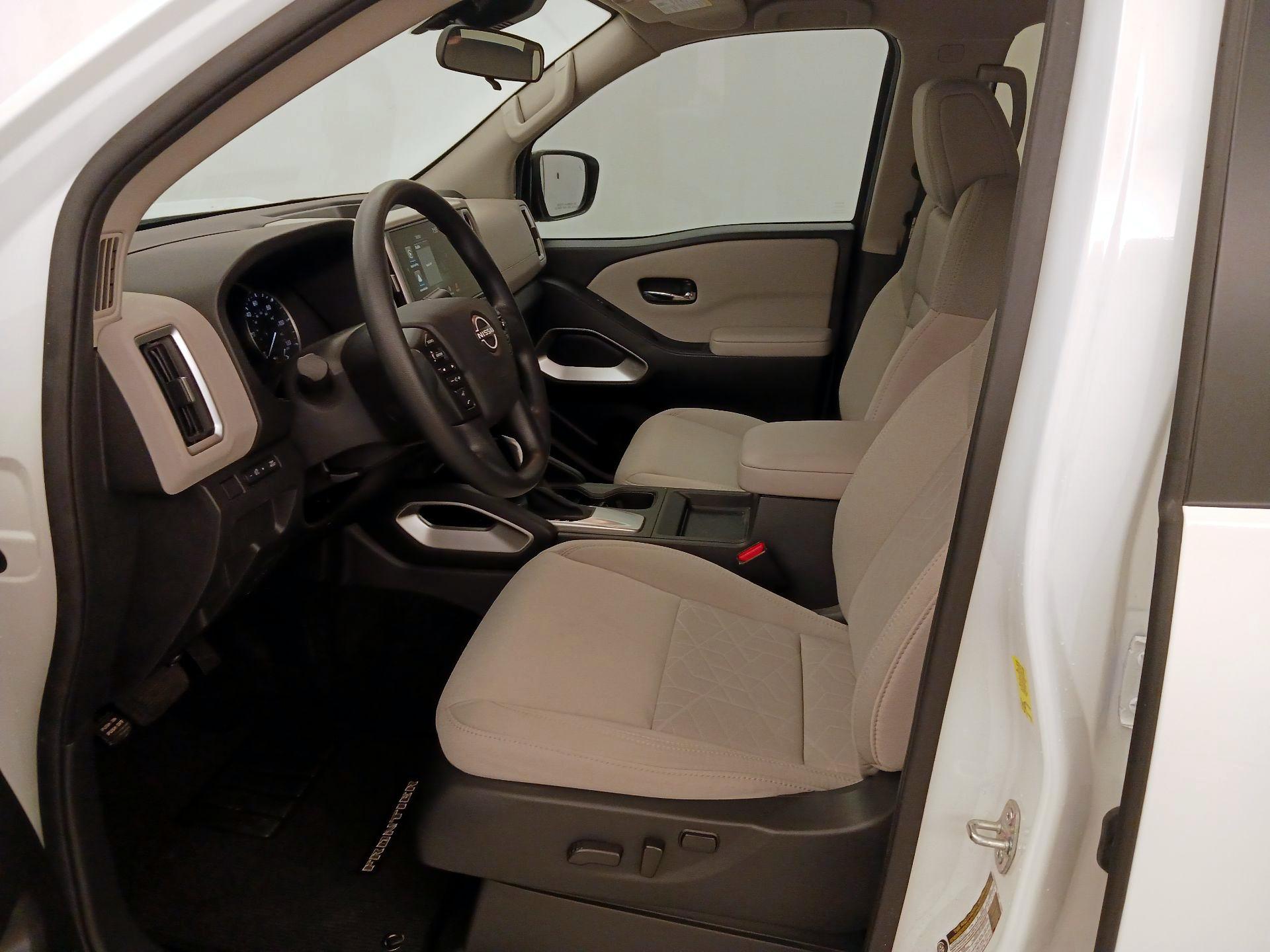 Thumbnail: 2025 Nissan Frontier - 11