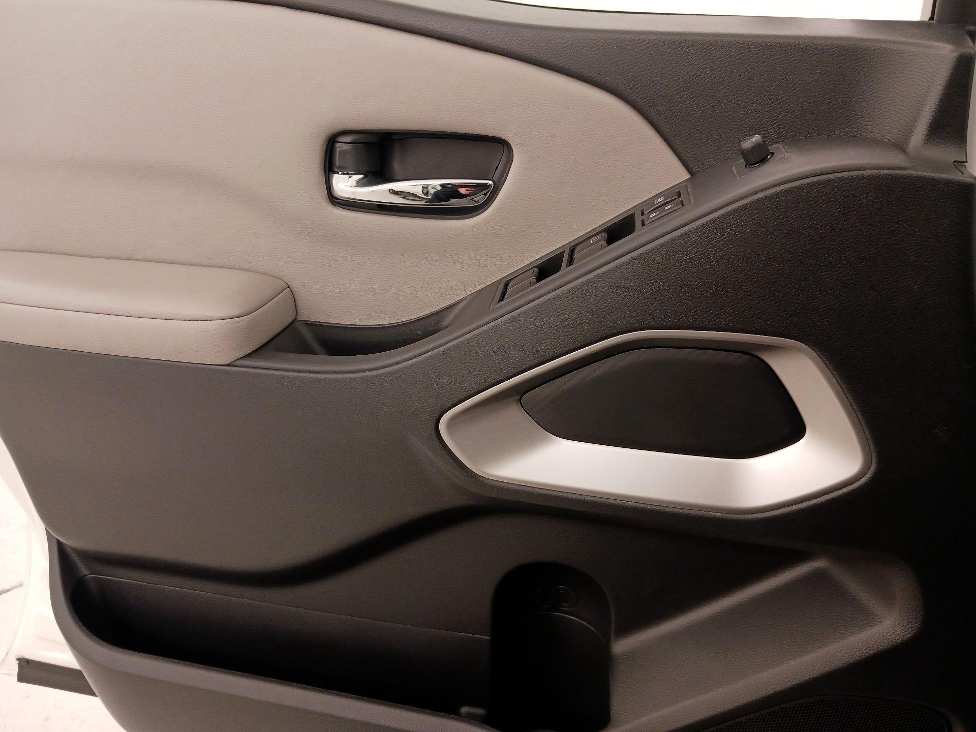 Thumbnail: 2025 Nissan Frontier - 12