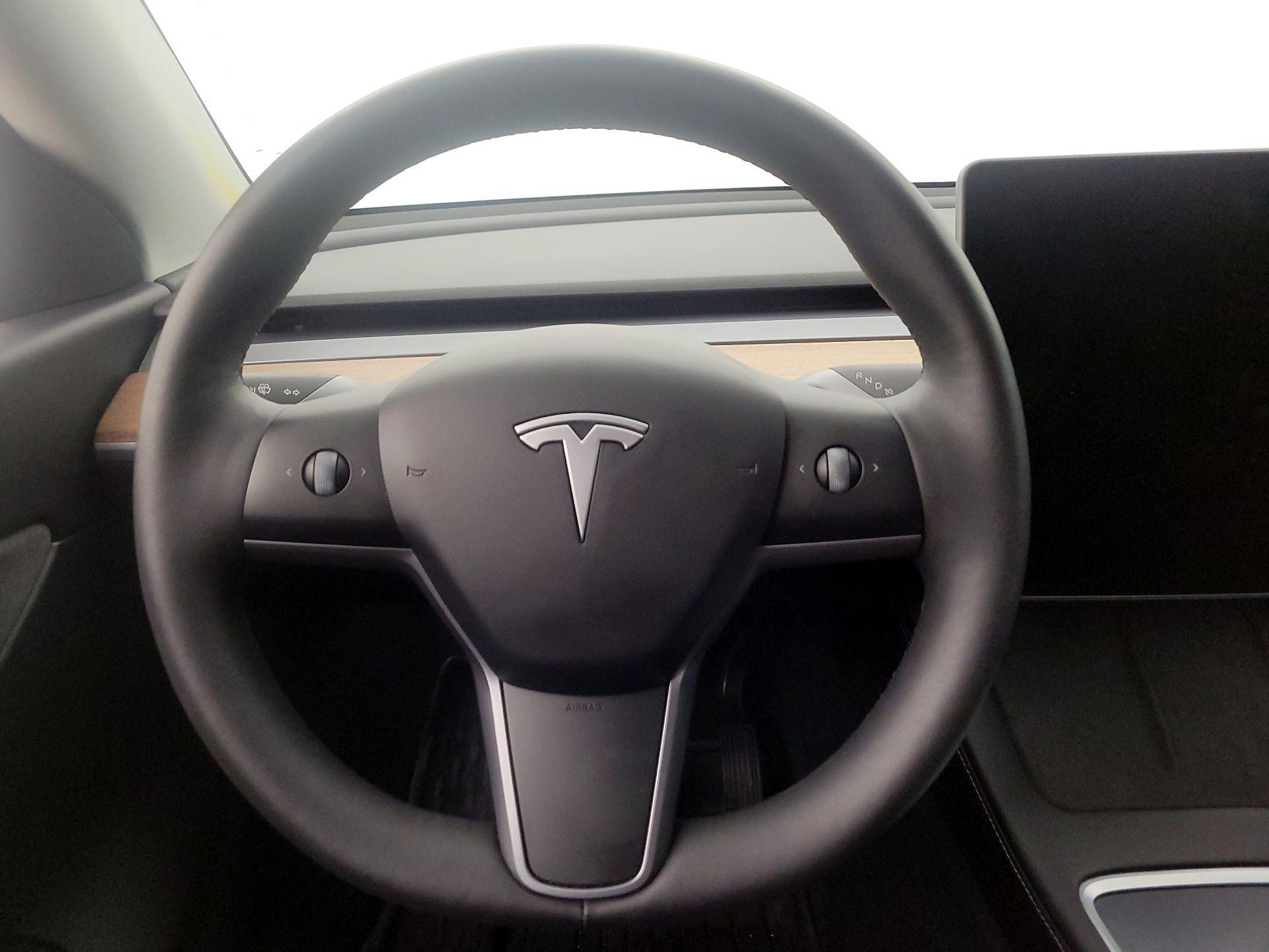 Thumbnail: 2022 Tesla Model Y - 10