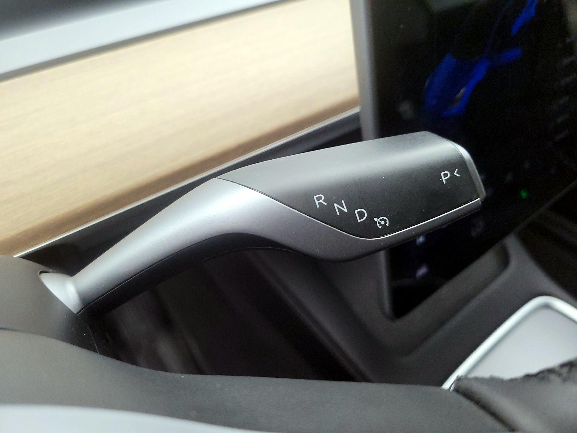 Thumbnail: 2022 Tesla Model Y - 17