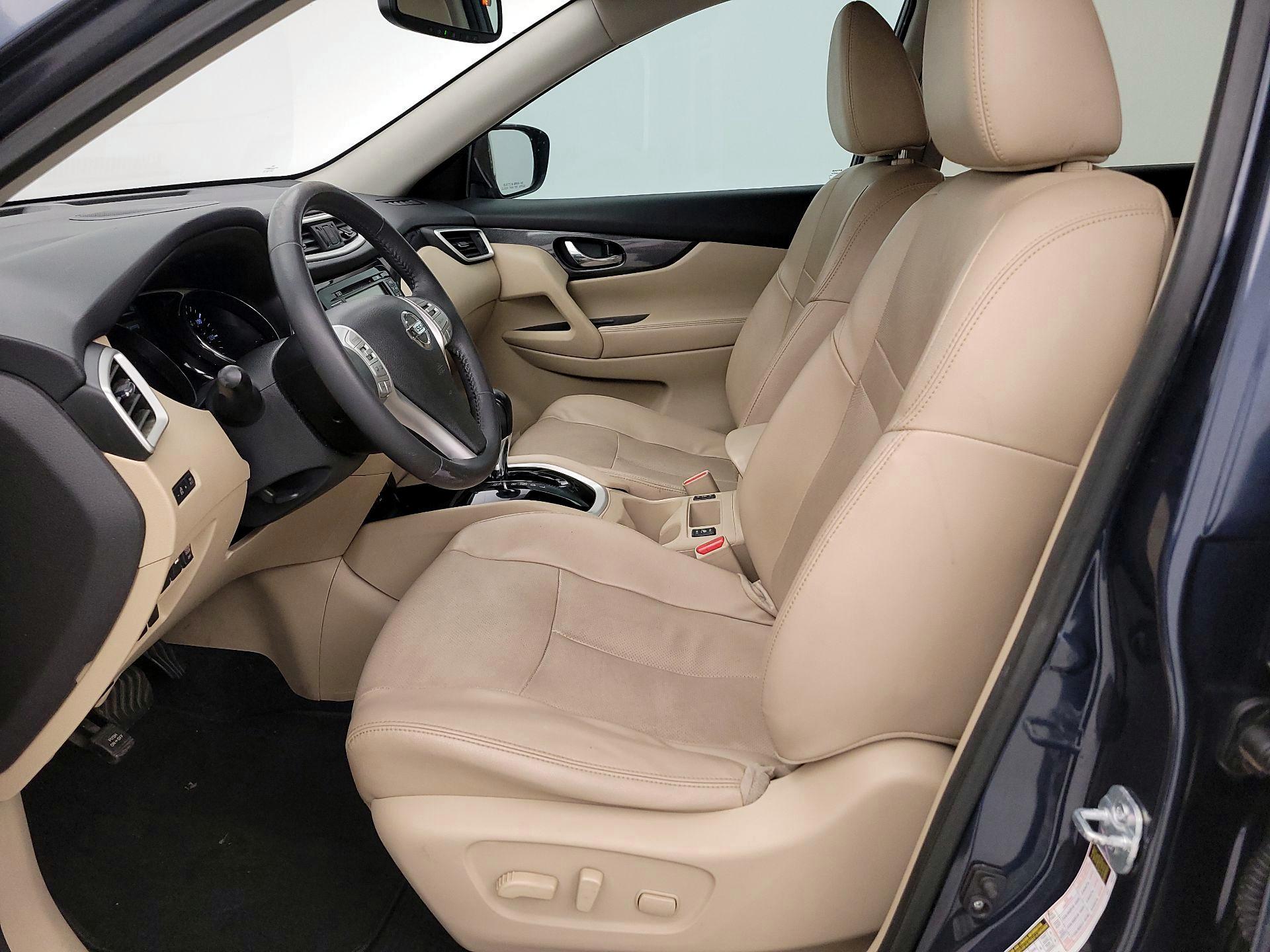 Thumbnail: 2016 Nissan Rogue - 11