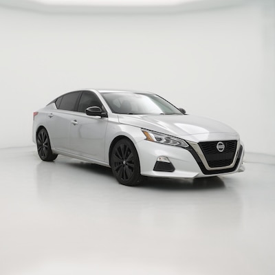2022 Nissan Altima SR
