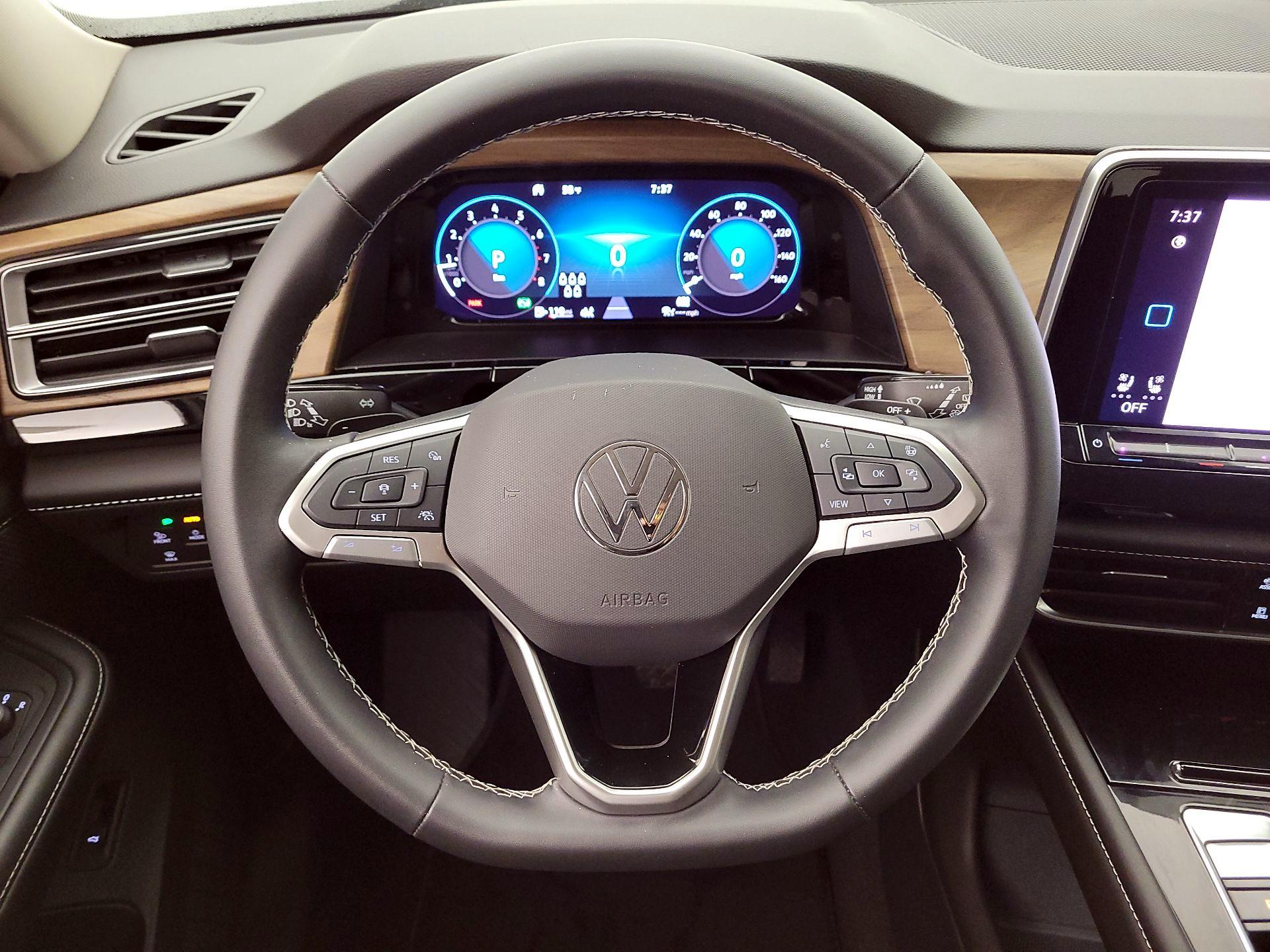 Thumbnail: 2024 Volkswagen Atlas - 10