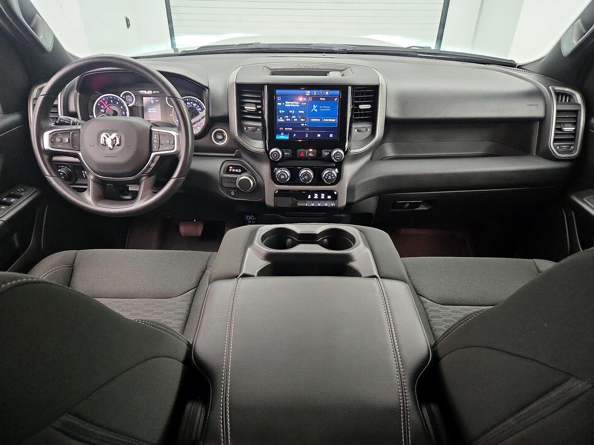 Thumbnail: 2025 RAM 1500 - 9