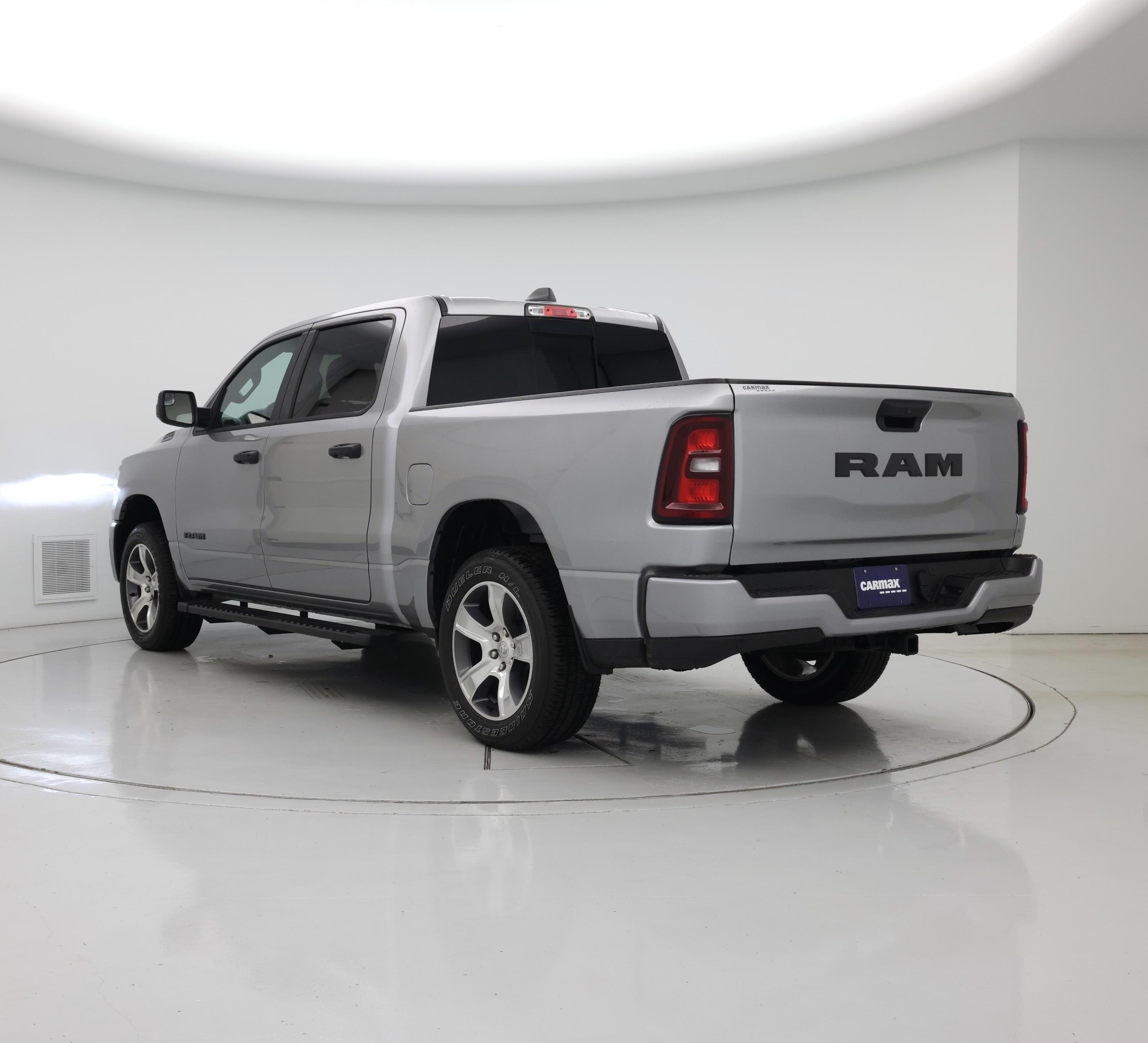 Thumbnail: 2025 RAM 1500 - 2